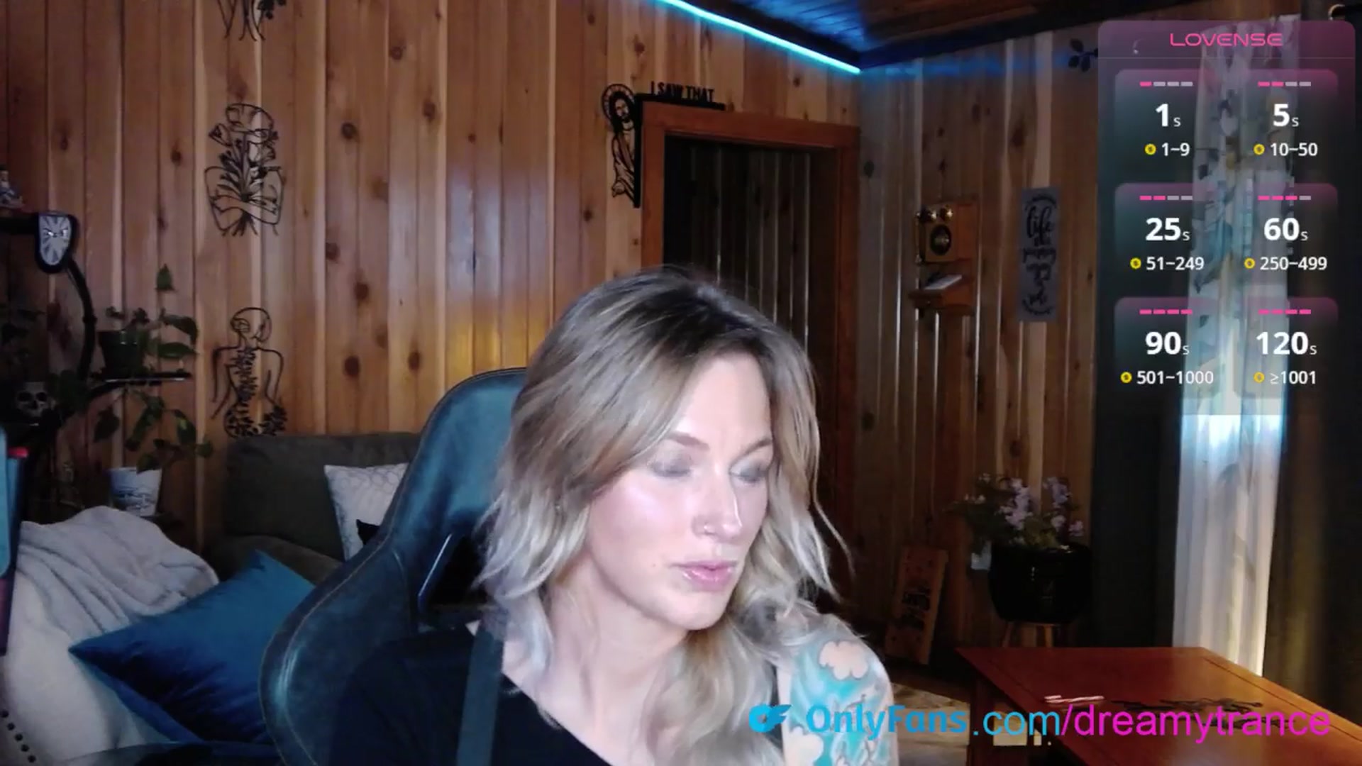 Gallery image thumbnail from DreamyTrance's myfreecams stream on, 12/15/2025, 18:40 image 5 of 20