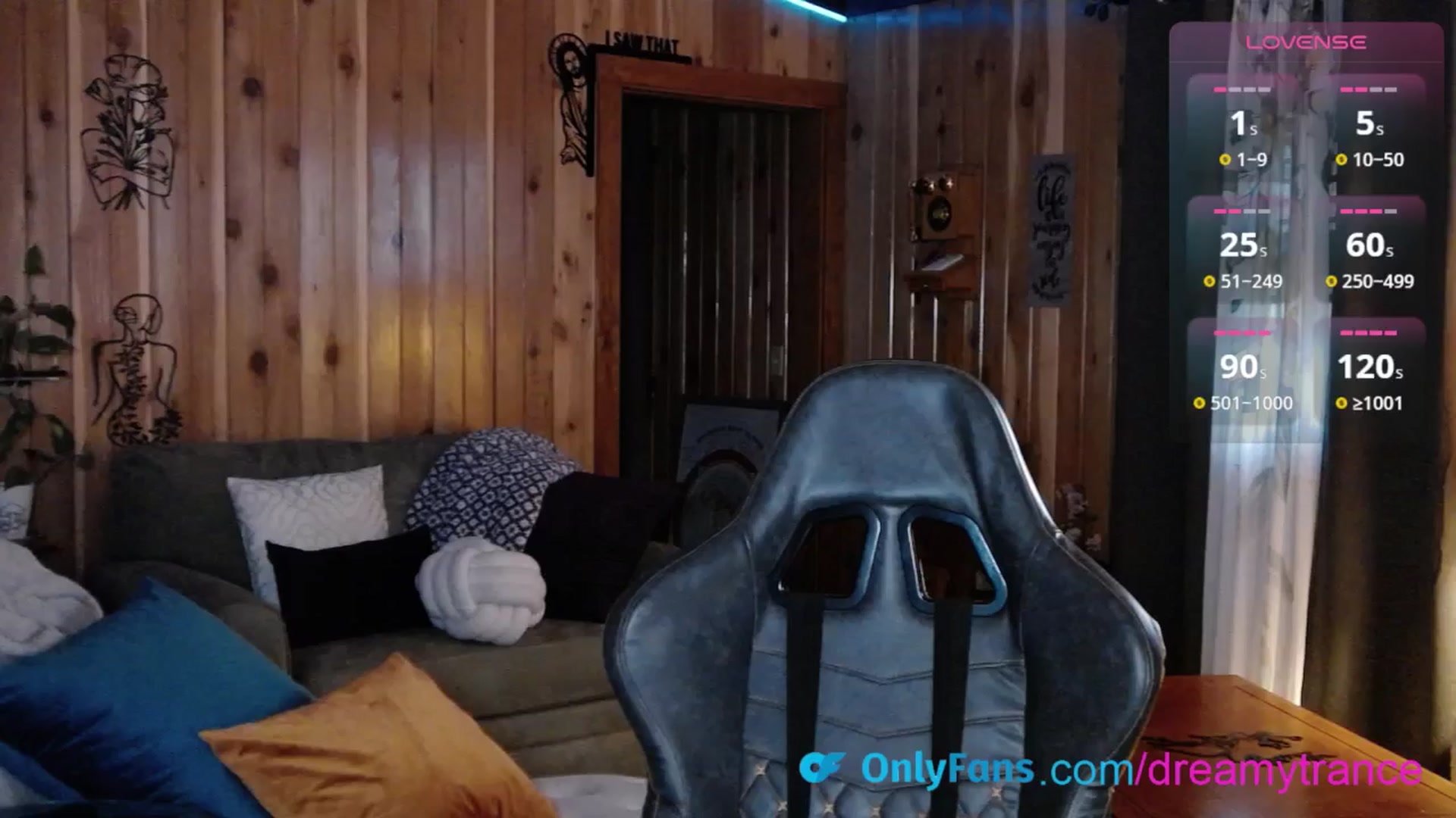Gallery image thumbnail from DreamyTrance's myfreecams stream on, 12/15/2025, 19:33 image 2 of 20