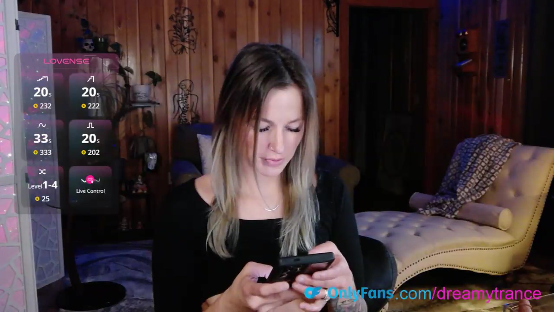 Gallery image thumbnail from DreamyTrance's myfreecams stream on, 05/19/2026, 07:03 image 13 of 20