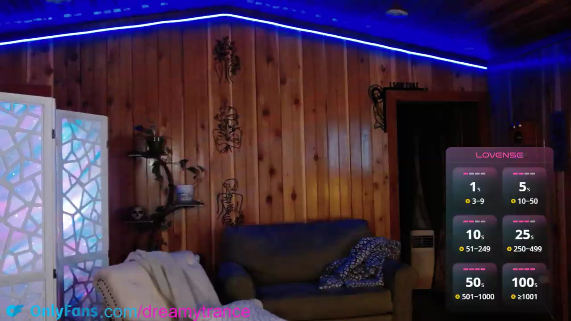 Gallery image thumbnail from DreamyTrance's myfreecams stream on, 08/21/2026, 11:18 image 12 of 20