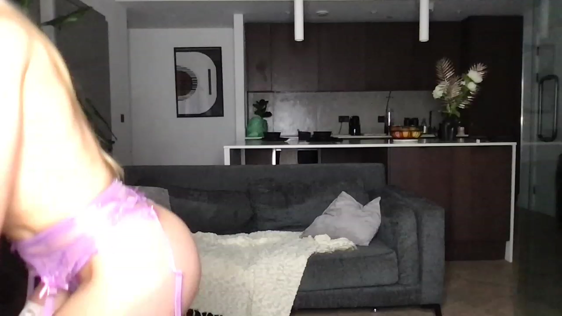 Gallery image thumbnail from Dreamy_Peach's myfreecams stream on, 12/05/2022, 22:38 image 6 of 20
