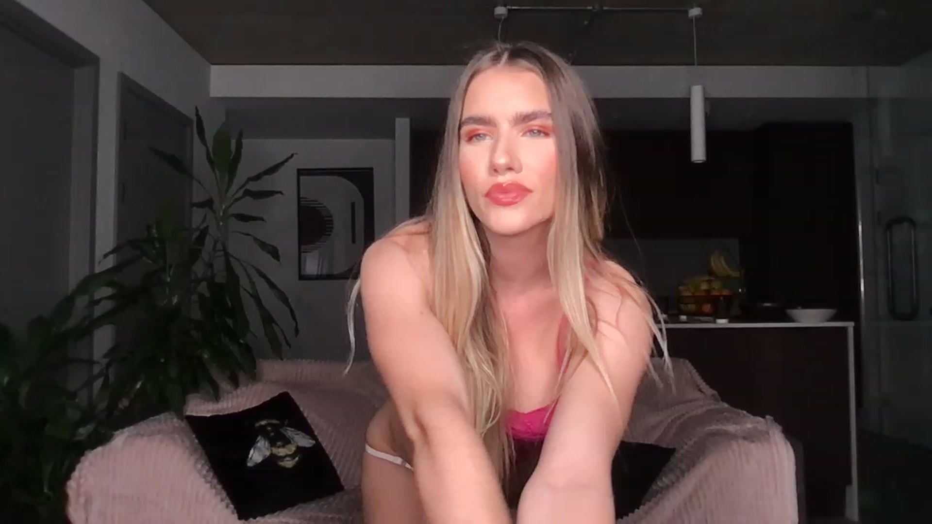 Gallery image thumbnail from Dreamy_Peach's myfreecams stream on, 01/27/2023, 14:53 image 4 of 20