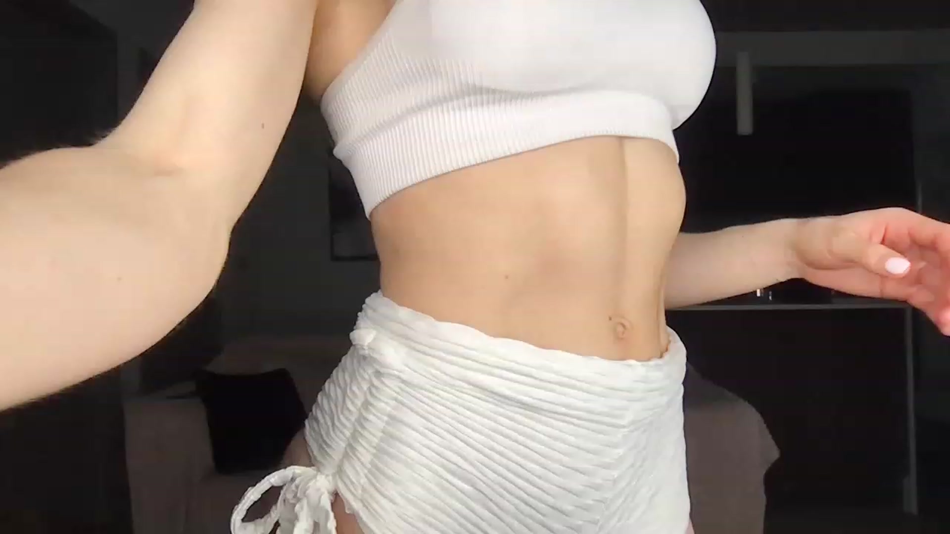 Gallery image thumbnail from Dreamy_Peach's myfreecams stream on, 03/22/2023, 01:12 image 8 of 20
