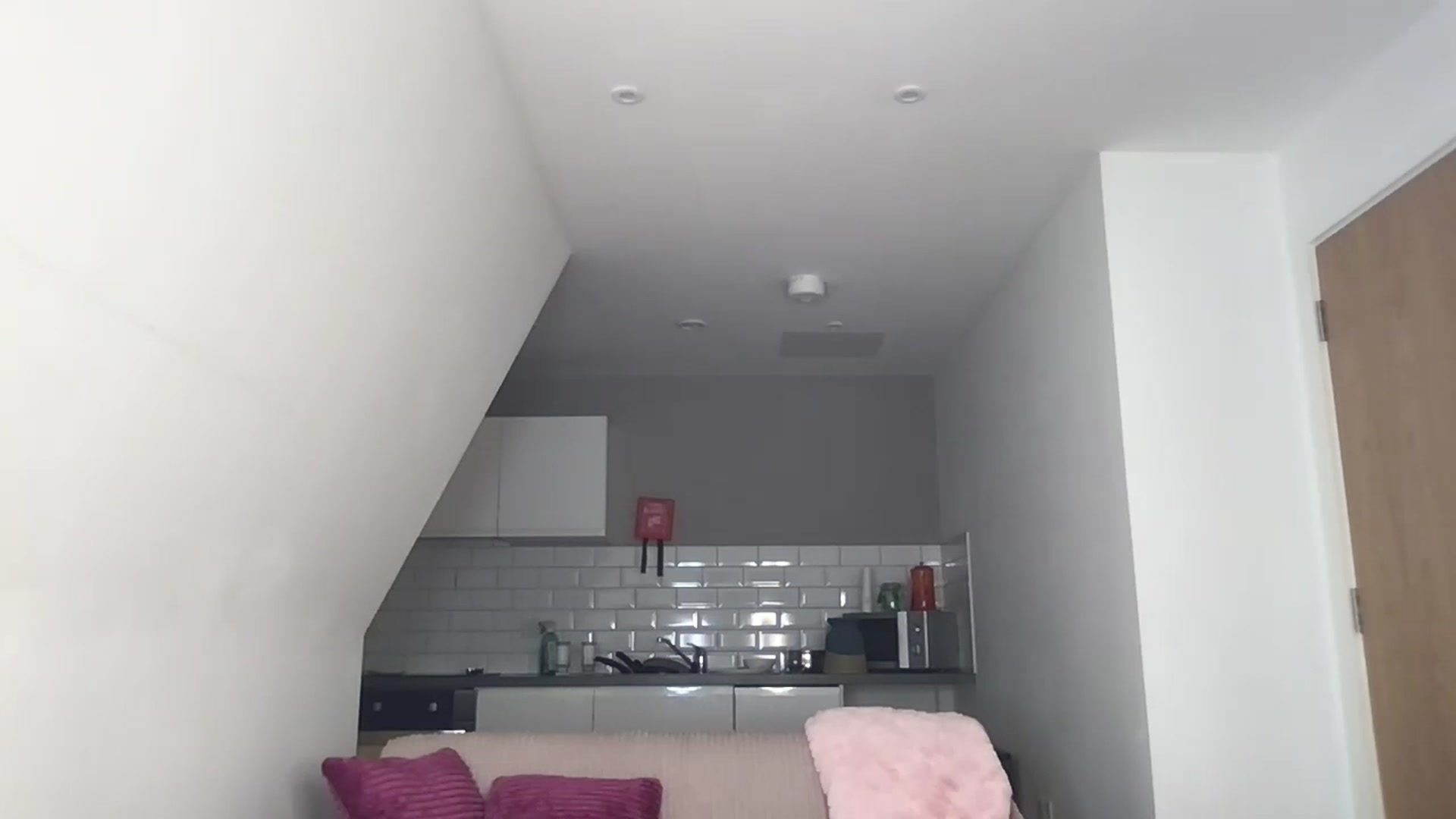 Gallery image thumbnail from Dreamy_Peach's myfreecams stream on, 09/28/2023, 15:38 image 18 of 20