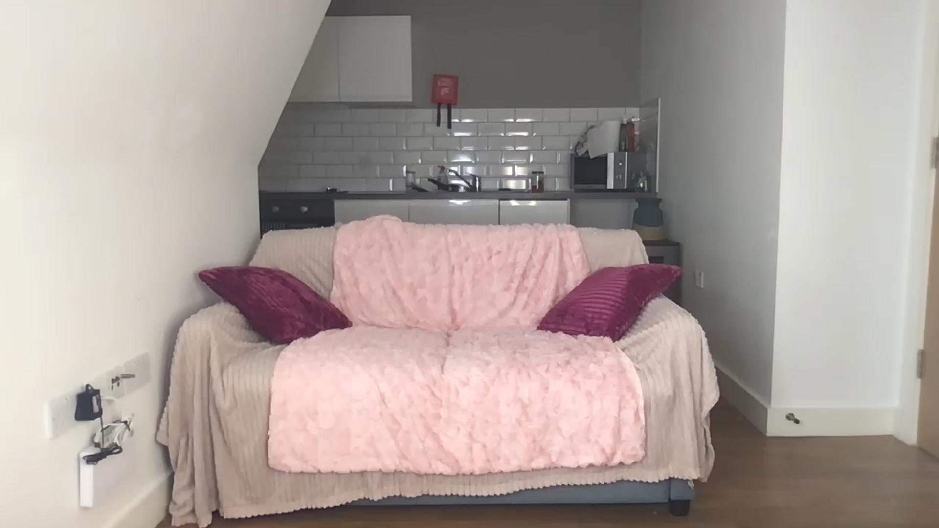 Gallery image thumbnail from Dreamy_Peach's myfreecams stream on, 10/15/2023, 11:00 image 13 of 20