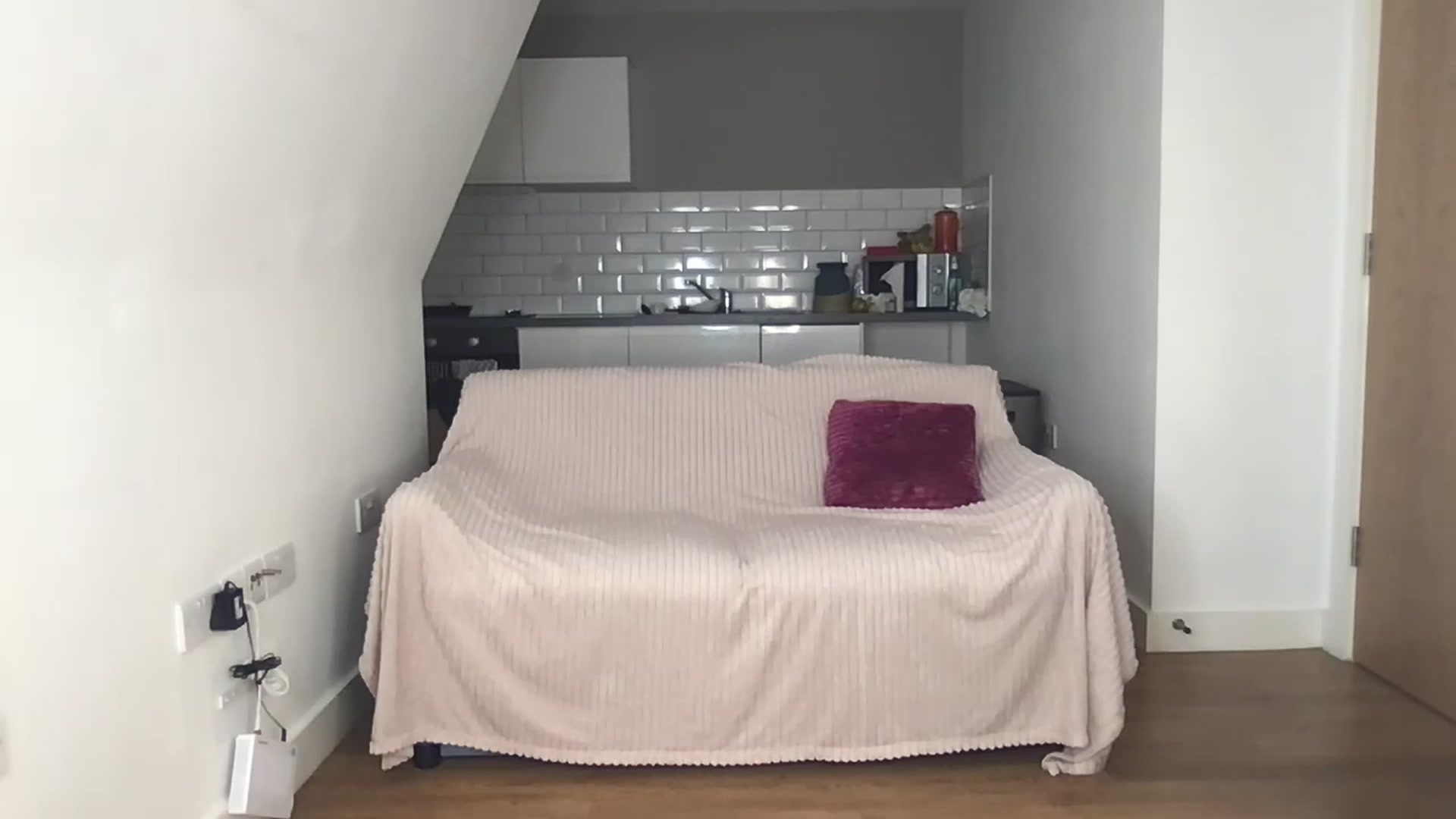 Gallery image thumbnail from Dreamy_Peach's myfreecams stream on, 11/11/2023, 13:01 image 19 of 20
