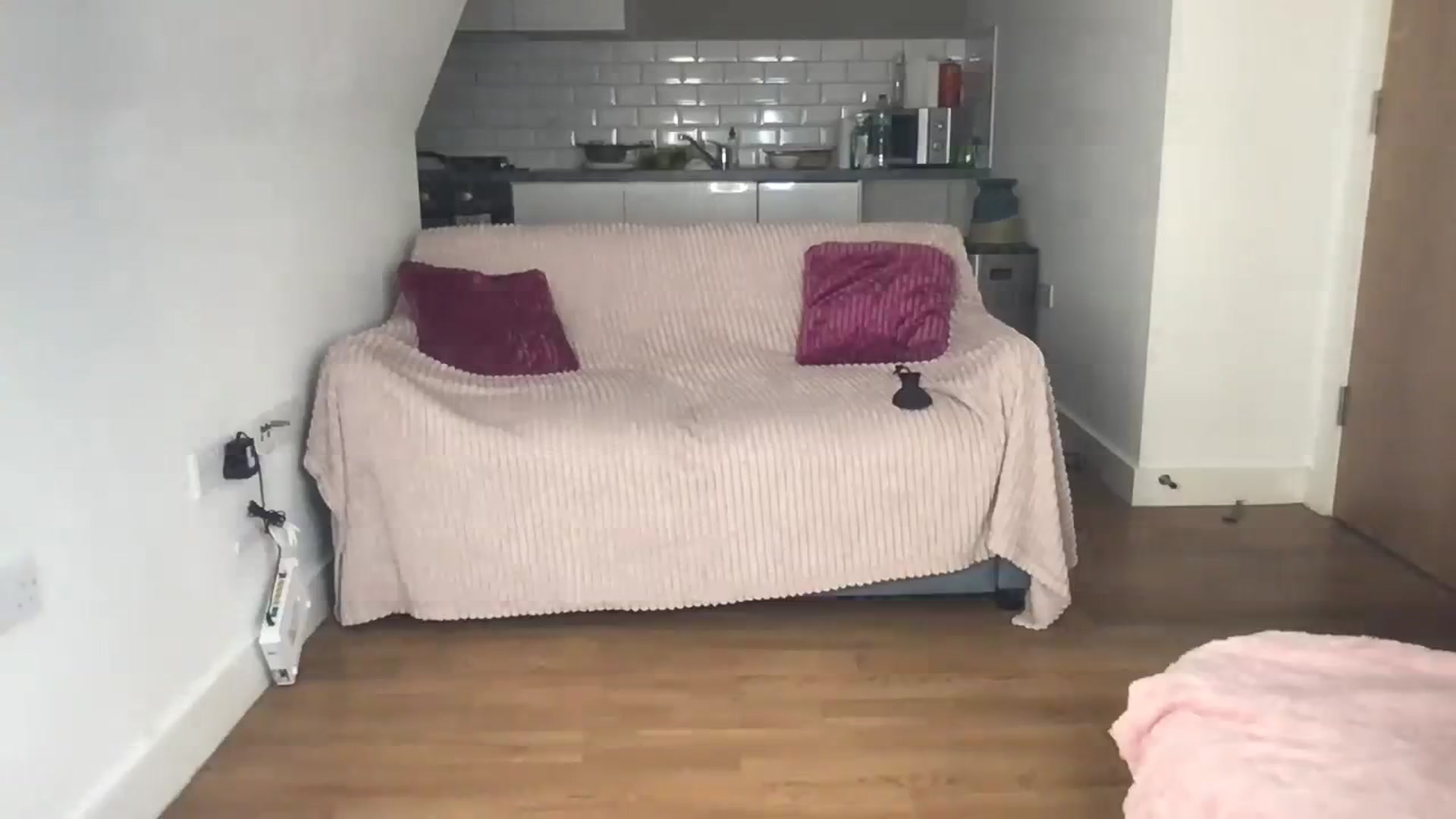 Gallery image thumbnail from Dreamy_Peach's myfreecams stream on, 11/16/2023, 20:08 image 18 of 20