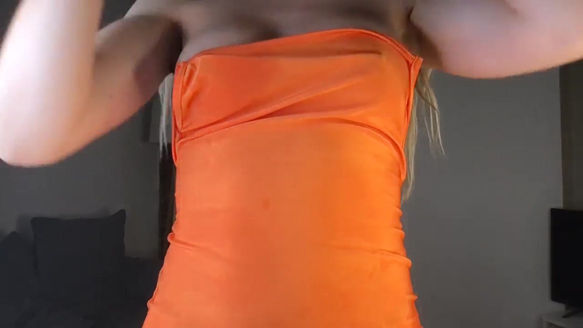 Gallery image thumbnail from Dreamy_Peach's myfreecams stream on, 11/25/2023, 23:40 image 9 of 20