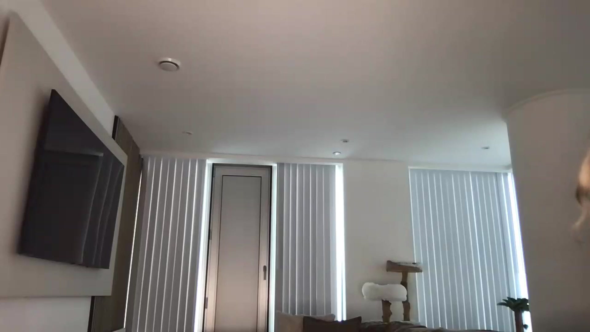 Gallery image thumbnail from Dreamy_Peach's myfreecams stream on, 05/10/2024, 16:41 image 7 of 20