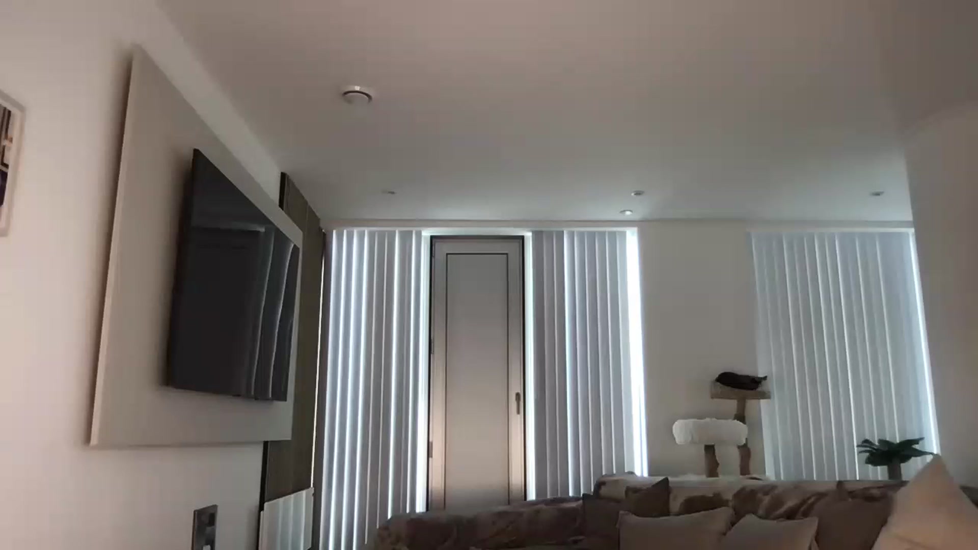 Gallery image thumbnail from Dreamy_Peach's myfreecams stream on, 05/17/2024, 15:48 image 20 of 20