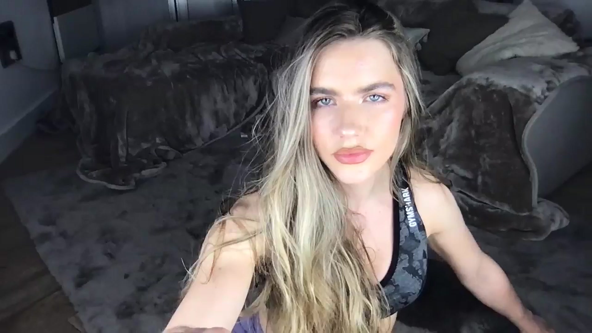 Gallery image thumbnail from Dreamy_Peach's myfreecams stream on, 05/18/2024, 21:34 image 10 of 20