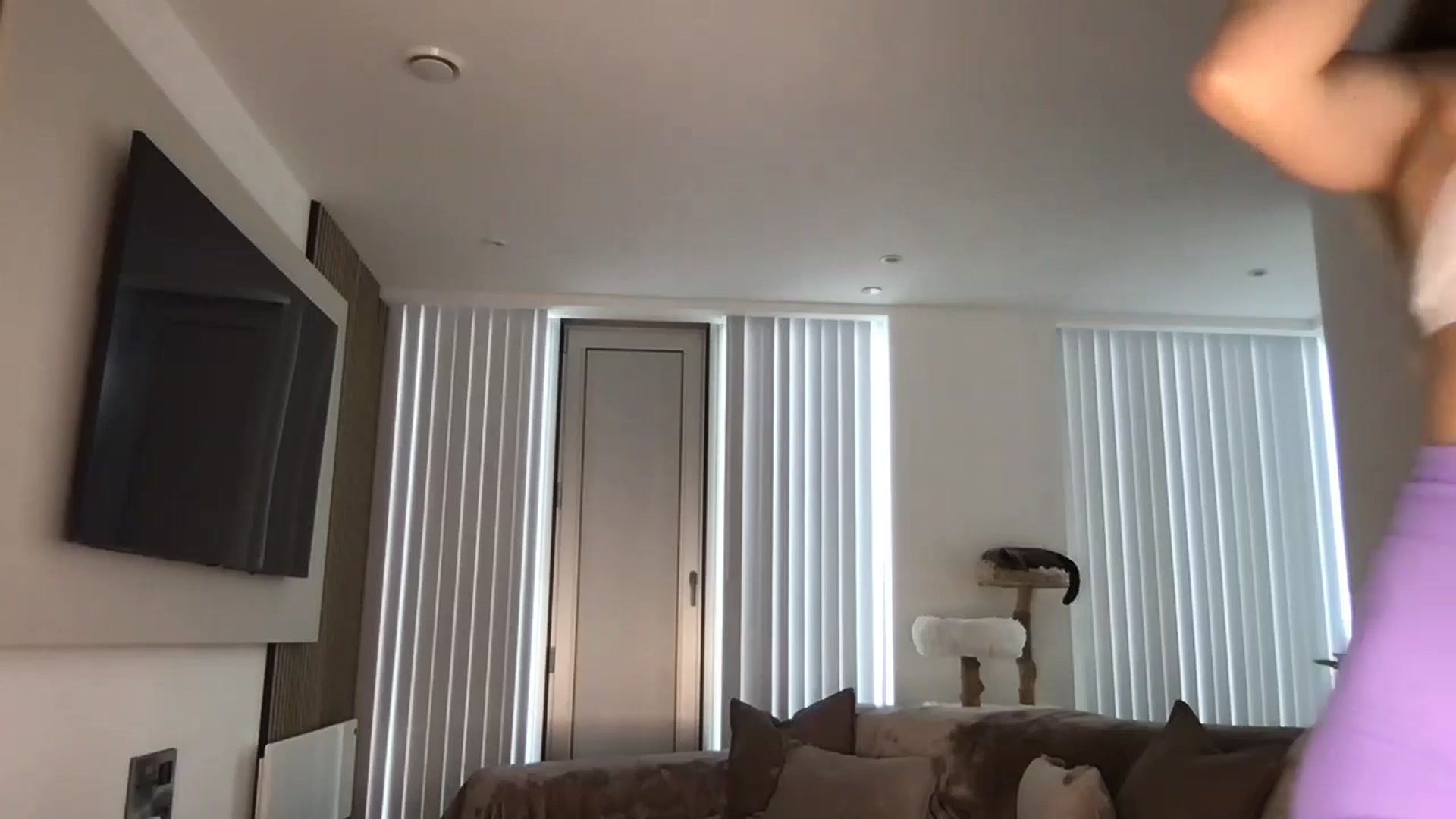 Gallery image thumbnail from Dreamy_Peach's myfreecams stream on, 05/27/2024, 14:33 image 19 of 20