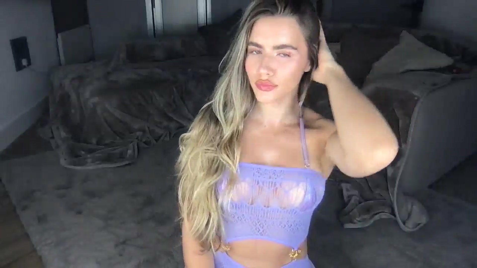 Gallery image thumbnail from Dreamy_Peach's myfreecams stream on, 06/30/2024, 20:47 image 9 of 20