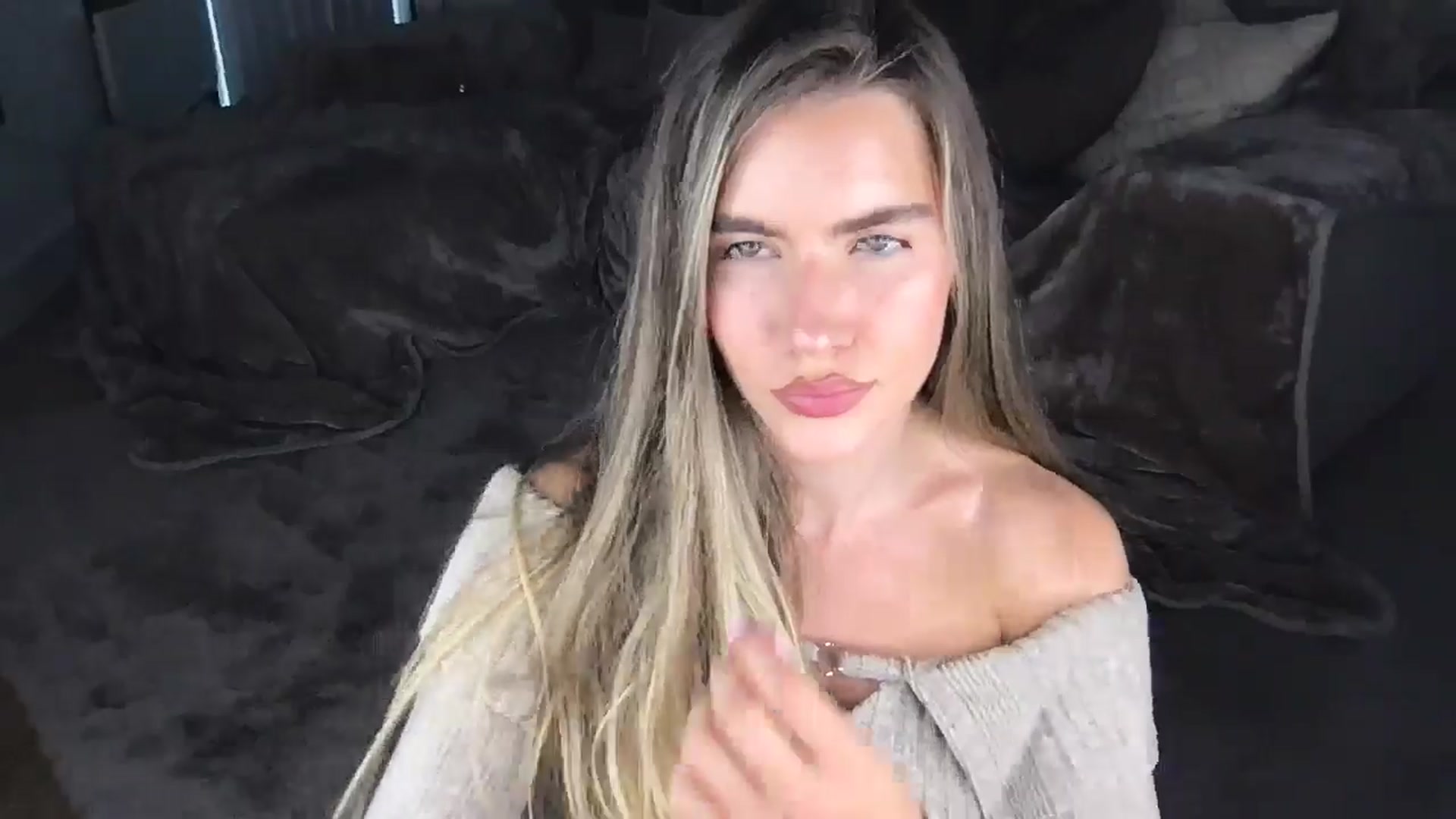 Gallery image thumbnail from Dreamy_Peach's myfreecams stream on, 07/01/2024, 19:21 image 19 of 20