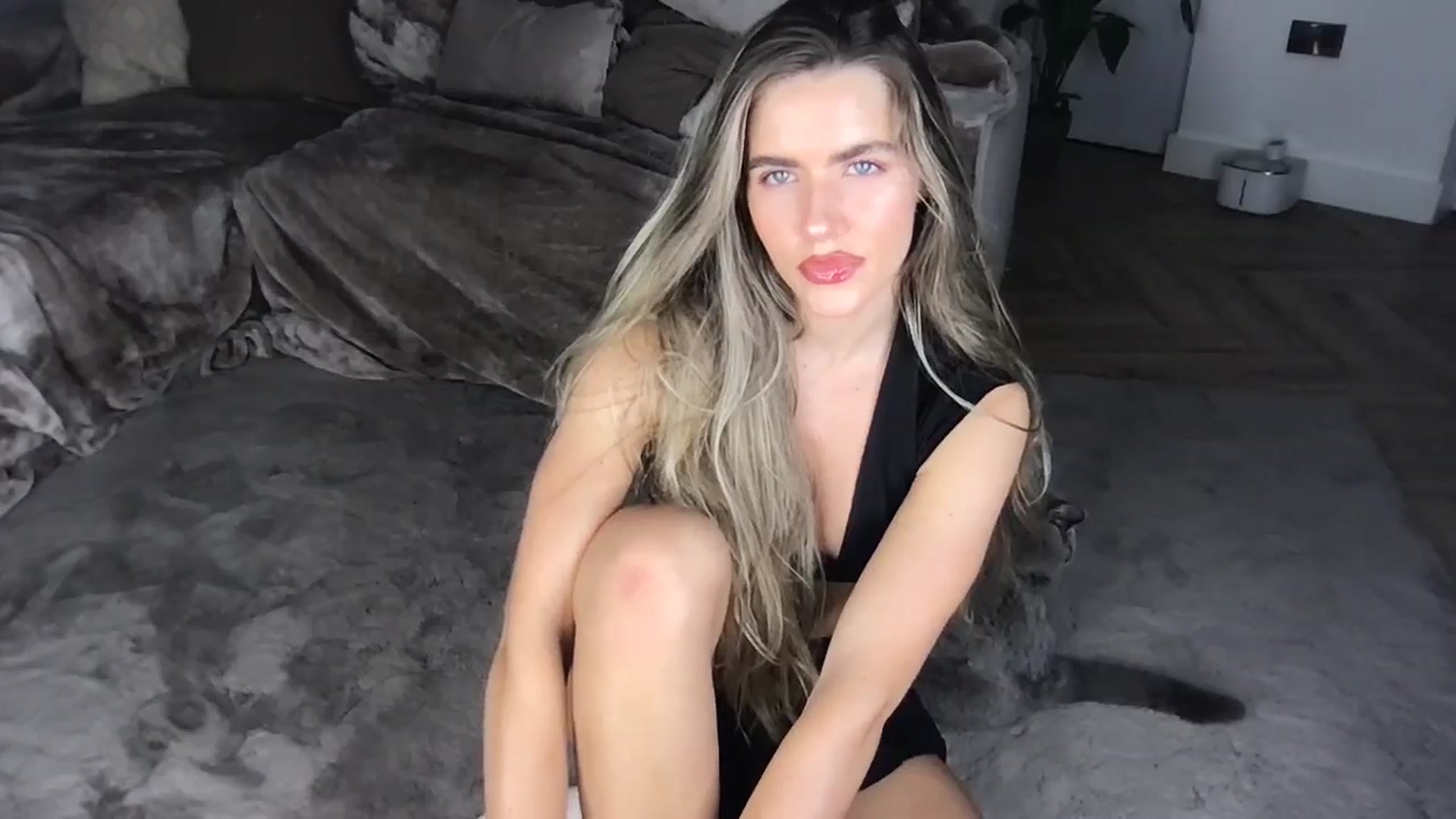 Gallery image thumbnail from Dreamy_Peach's myfreecams stream on, 07/11/2024, 21:57 image 19 of 20