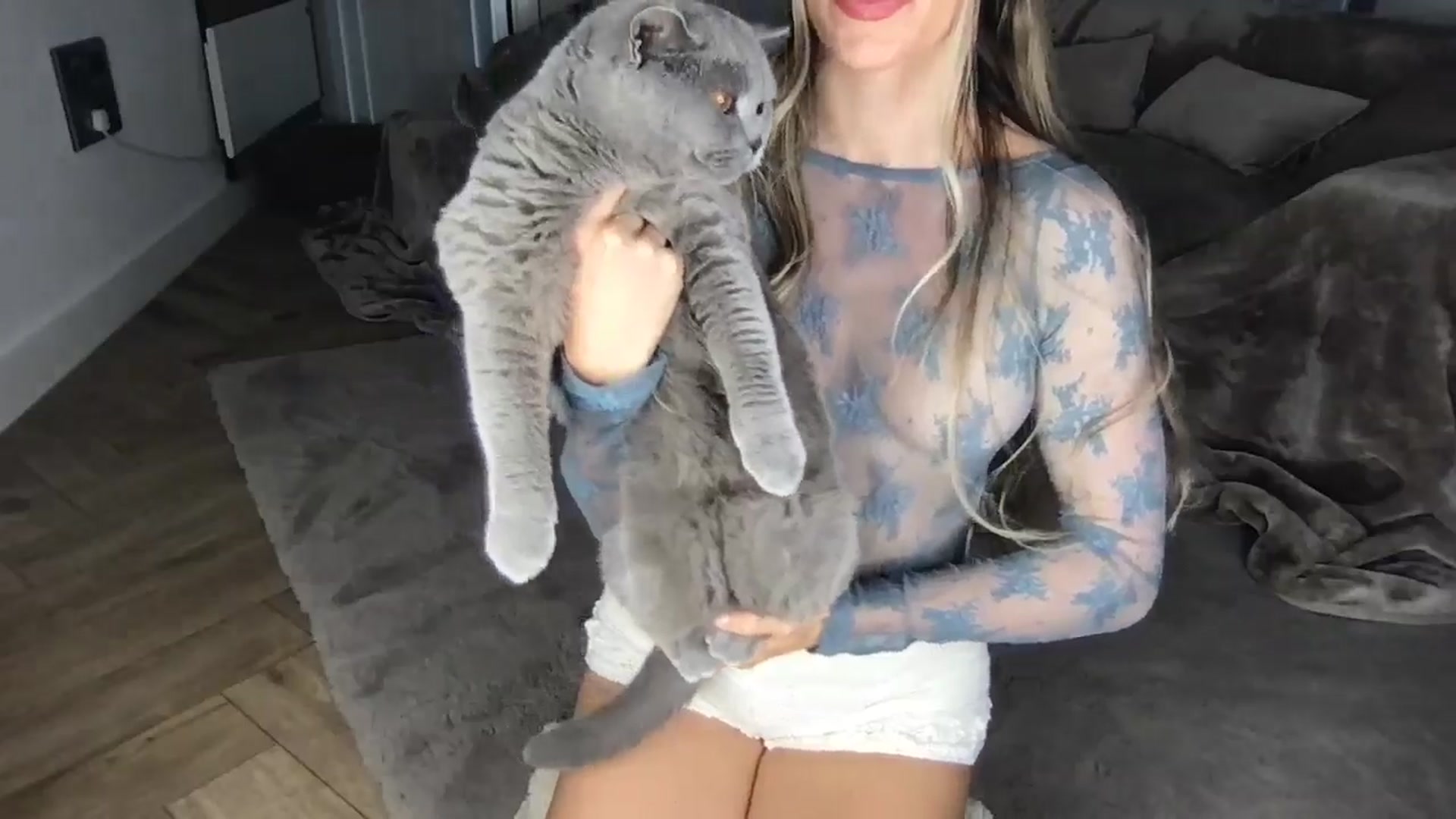 Gallery image thumbnail from Dreamy_Peach's myfreecams stream on, 08/04/2024, 18:59 image 19 of 20