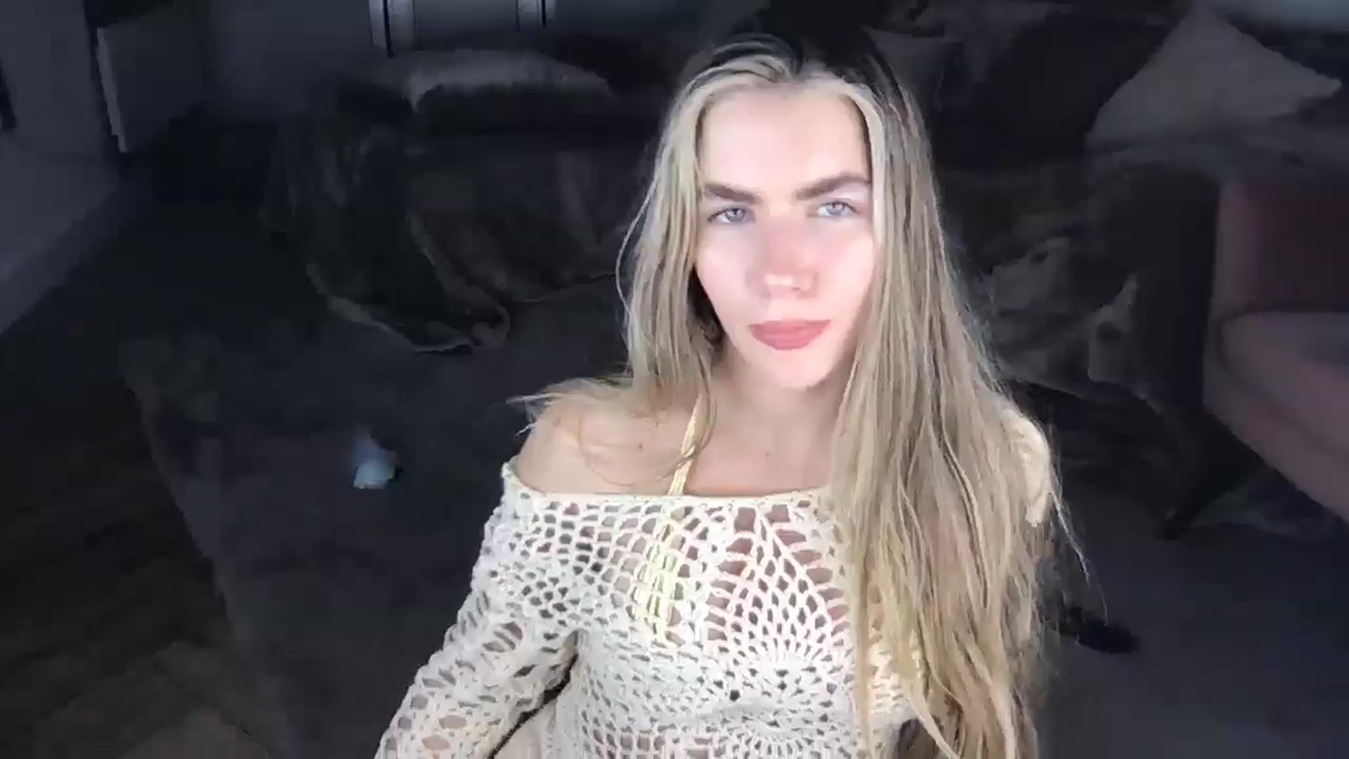 Gallery image thumbnail from Dreamy_Peach's myfreecams stream on, 08/25/2024, 01:20 image 20 of 20