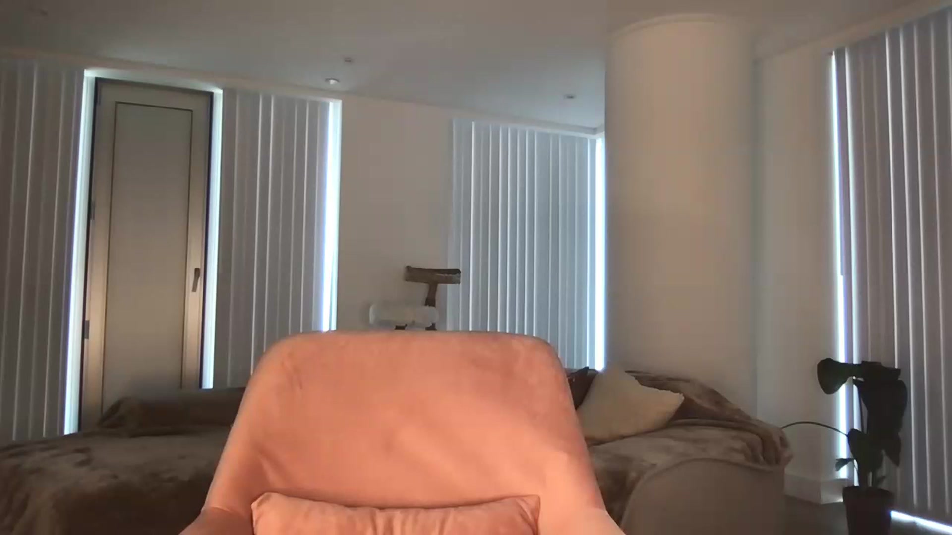 Gallery image thumbnail from Dreamy_Peach's myfreecams stream on, 09/19/2024, 12:03 image 17 of 20