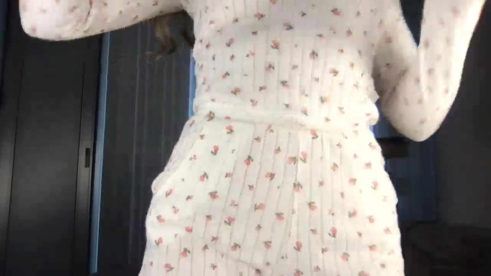 Gallery image thumbnail from Dreamy_Peach's myfreecams stream on, 09/23/2024, 12:31 image 6 of 20