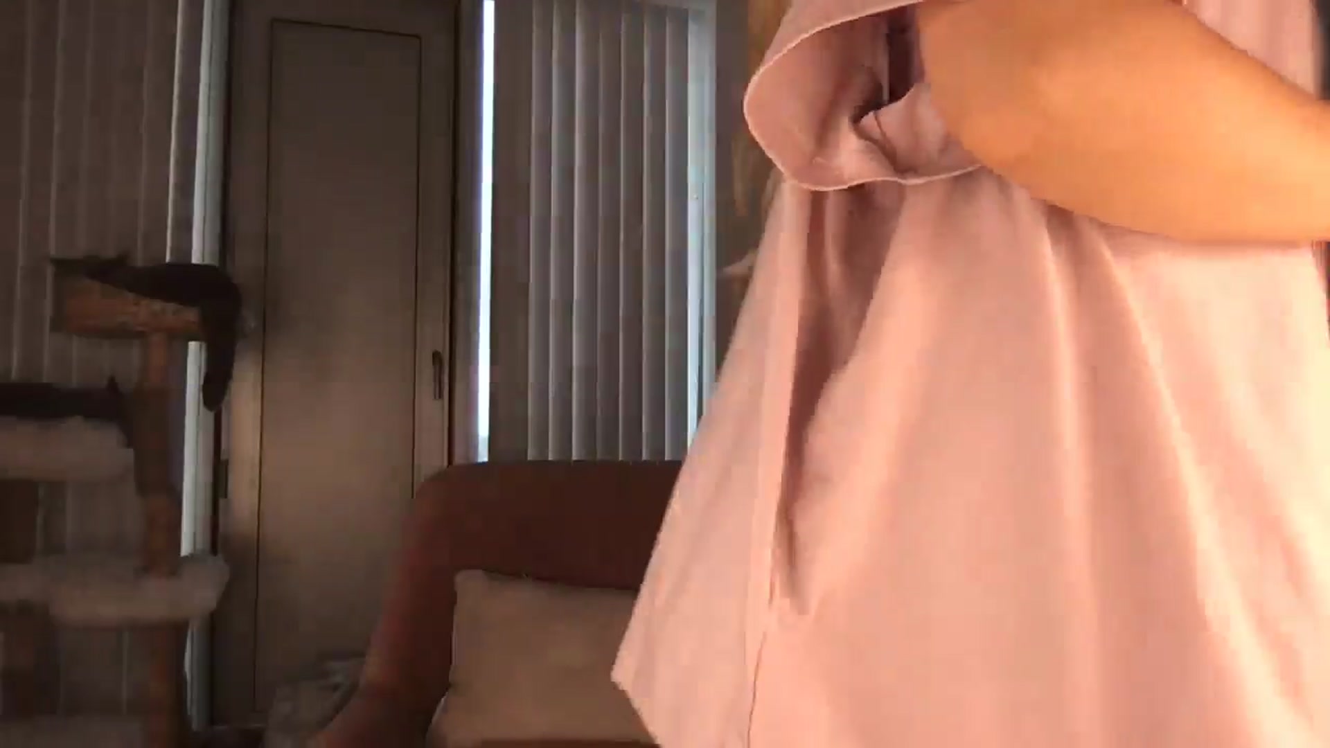 Gallery image thumbnail from Dreamy_Peach's myfreecams stream on, 09/28/2024, 16:05 image 2 of 20