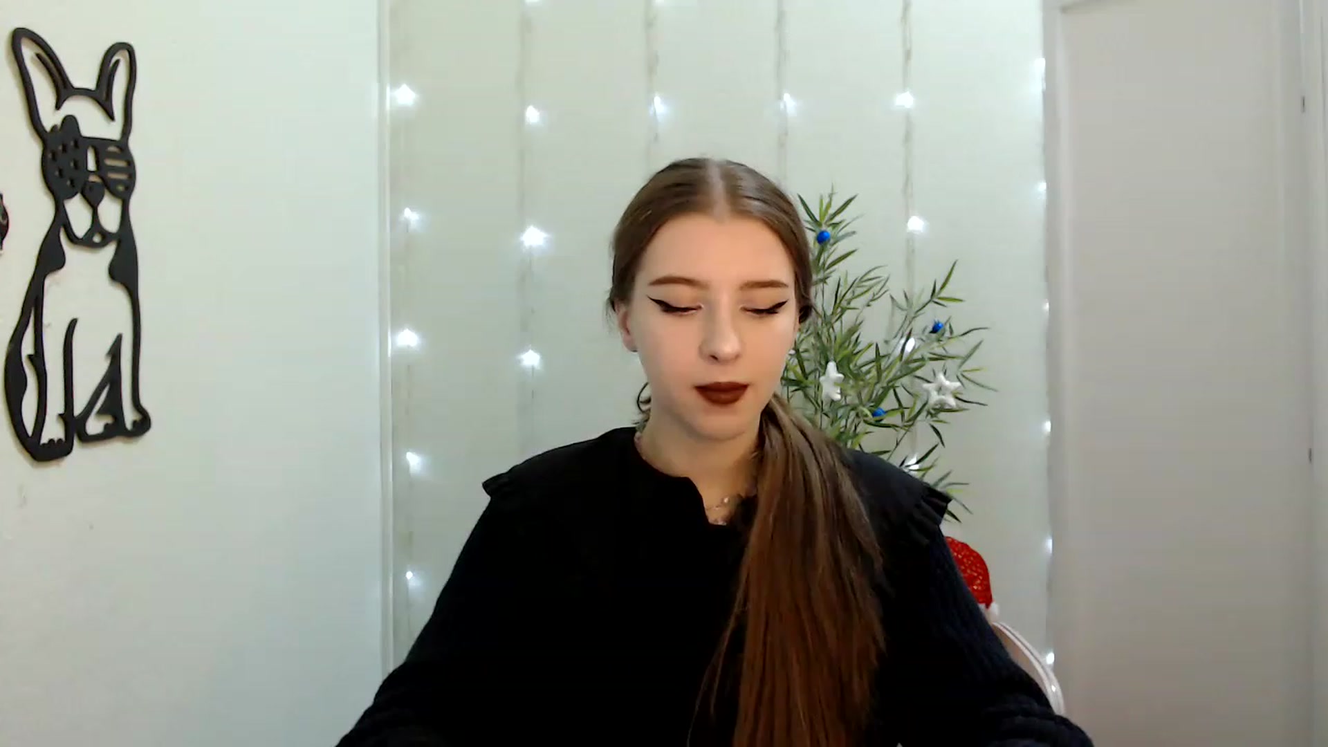 Gallery image thumbnail from Dreamy_devil's myfreecams stream on, 12/01/2022, 10:19 image 15 of 20