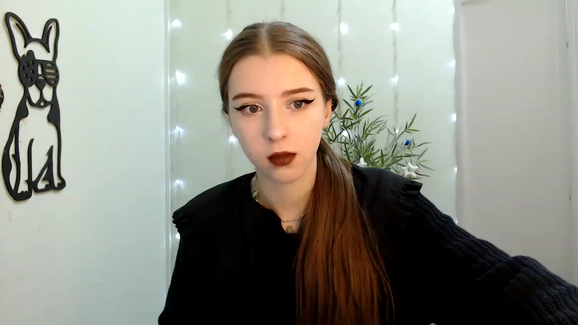 Gallery image thumbnail from Dreamy_devil's myfreecams stream on, 12/01/2022, 10:19 image 11 of 20