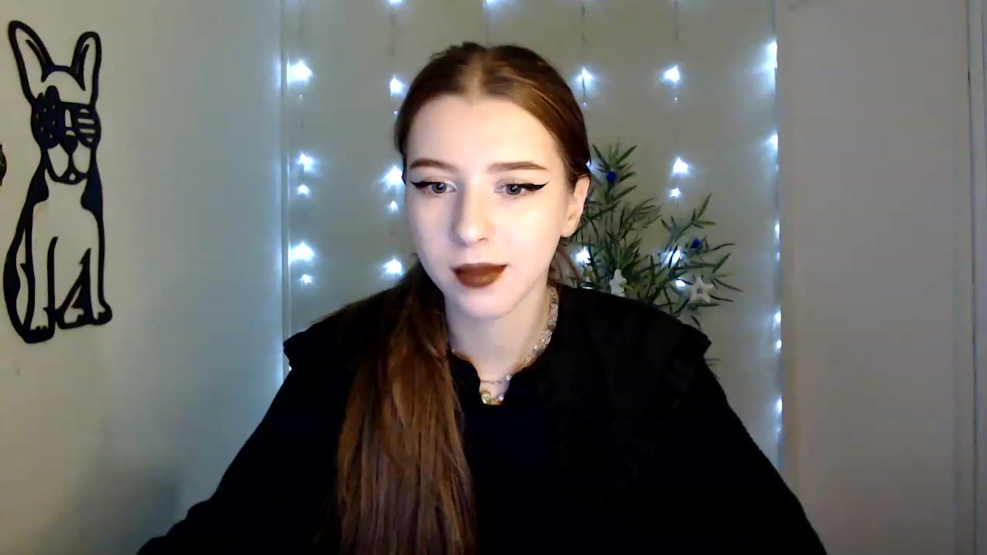 Gallery image thumbnail from Dreamy_devil's myfreecams stream on, 12/01/2022, 10:19 image 2 of 20