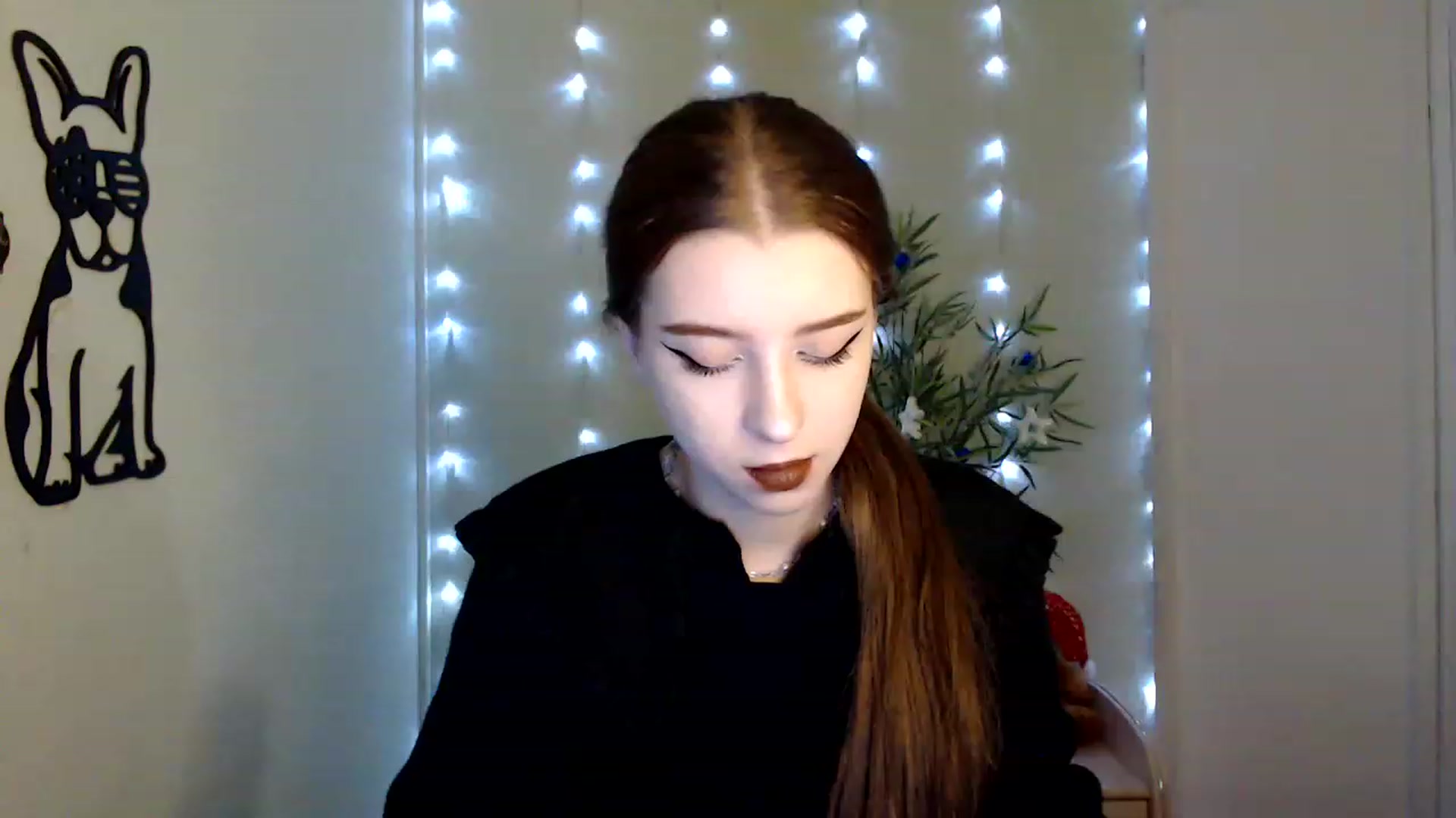 Gallery image thumbnail from Dreamy_devil's myfreecams stream on, 12/01/2022, 10:19 image 9 of 20