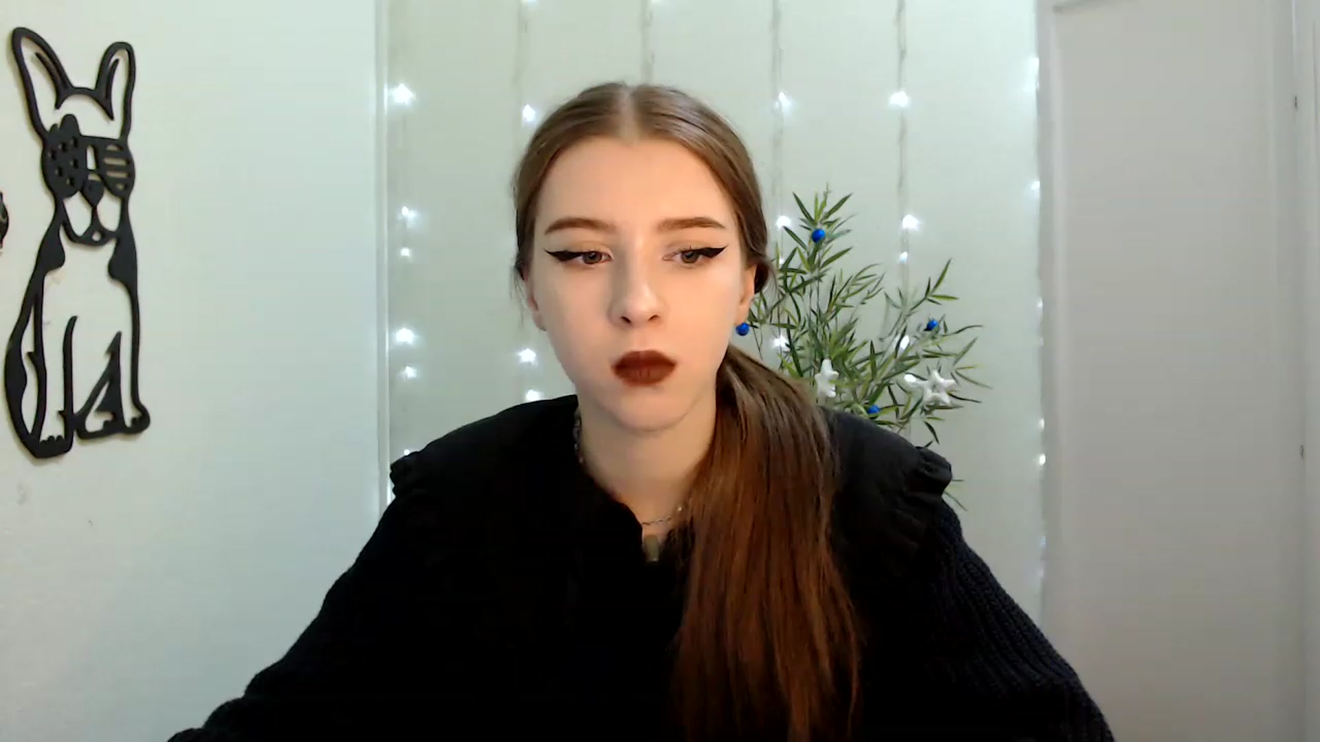 Gallery image thumbnail from Dreamy_devil's myfreecams stream on, 12/01/2022, 10:19 image 19 of 20