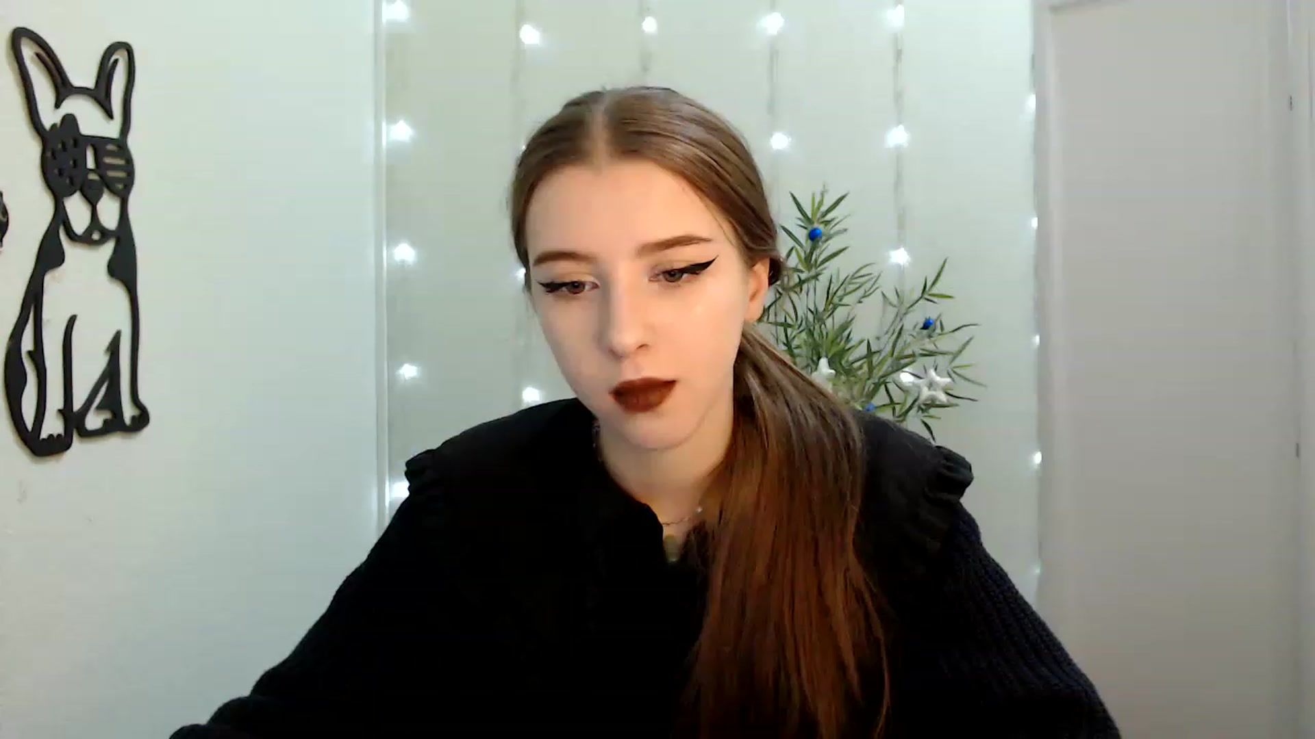 Gallery image thumbnail from Dreamy_devil's myfreecams stream on, 12/01/2022, 10:19 image 20 of 20