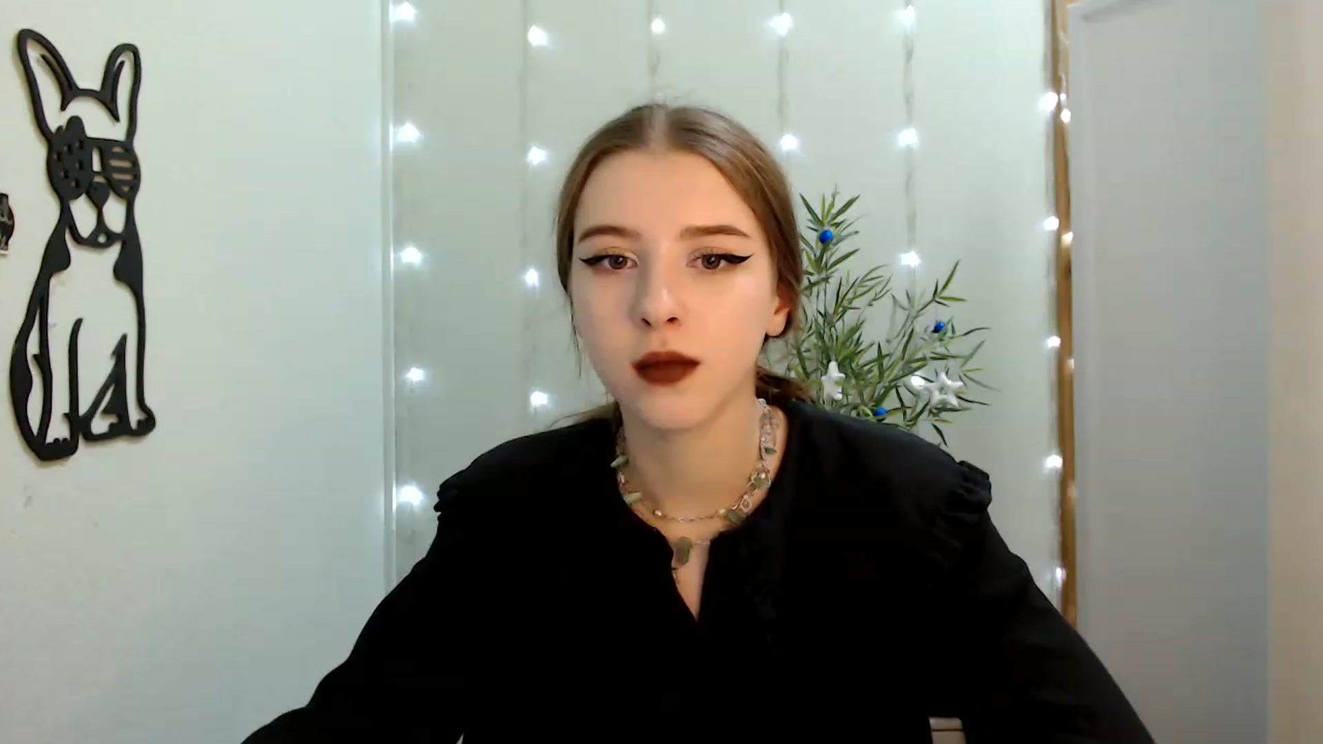 Gallery image thumbnail from Dreamy_devil's myfreecams stream on, 12/01/2022, 13:01 image 5 of 20