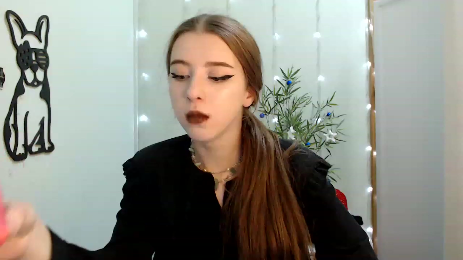 Gallery image thumbnail from Dreamy_devil's myfreecams stream on, 12/01/2022, 13:01 image 20 of 20