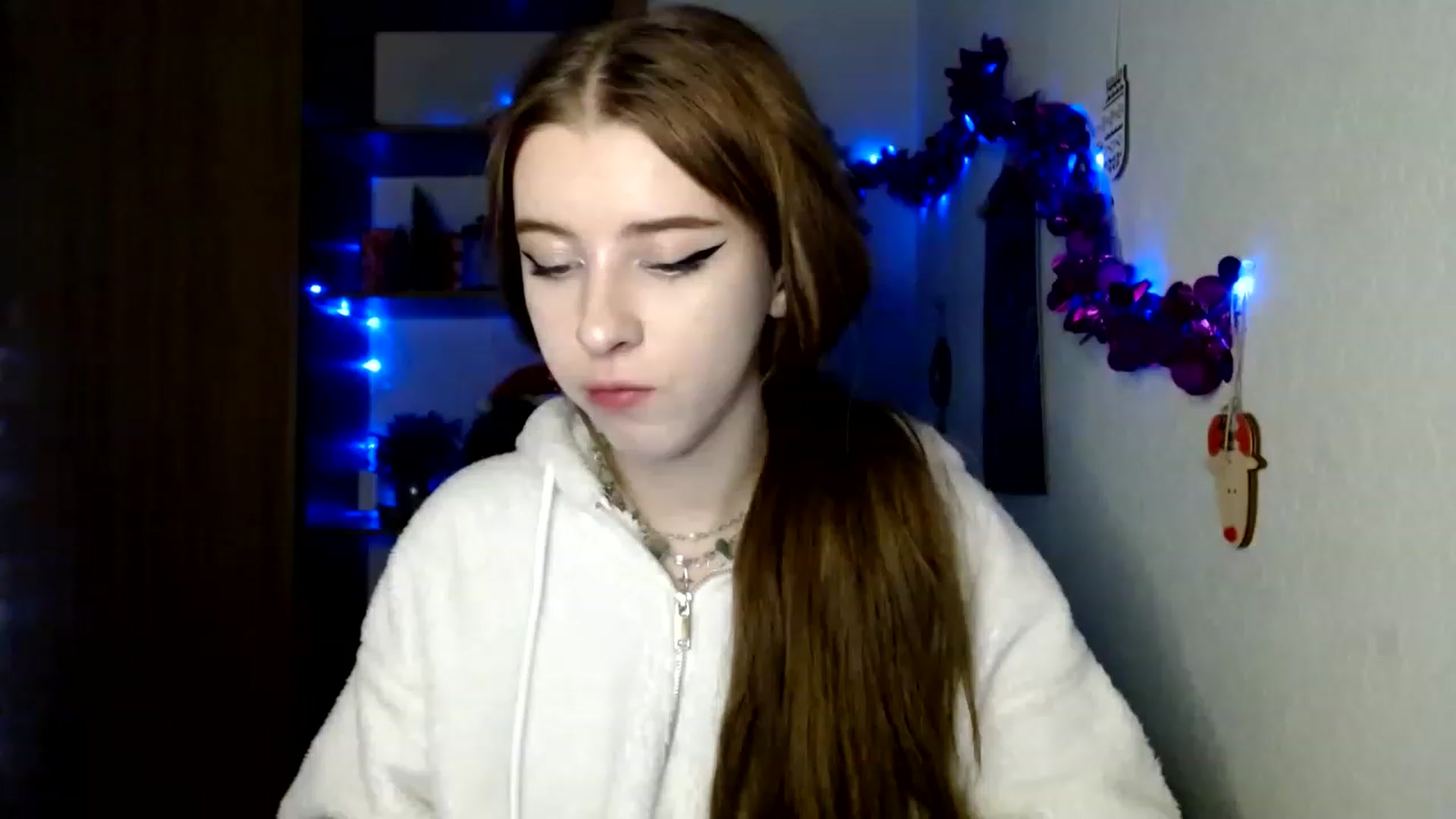 Gallery image thumbnail from Dreamy_devil's myfreecams stream on, 12/02/2022, 16:07 image 3 of 20
