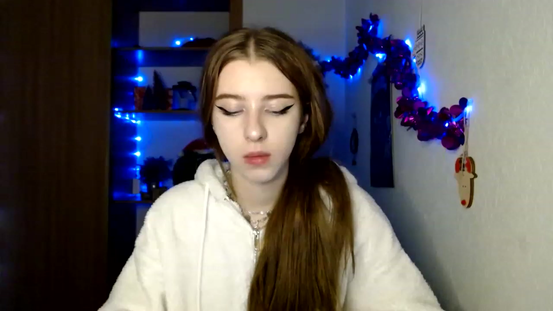Gallery image thumbnail from Dreamy_devil's myfreecams stream on, 12/02/2022, 16:07 image 17 of 20