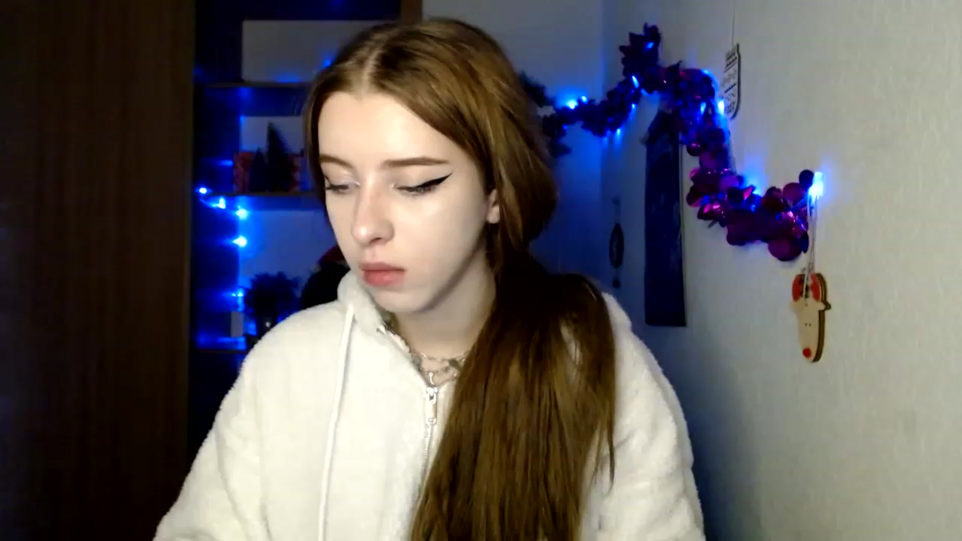 Gallery image thumbnail from Dreamy_devil's myfreecams stream on, 12/02/2022, 16:07 image 14 of 20