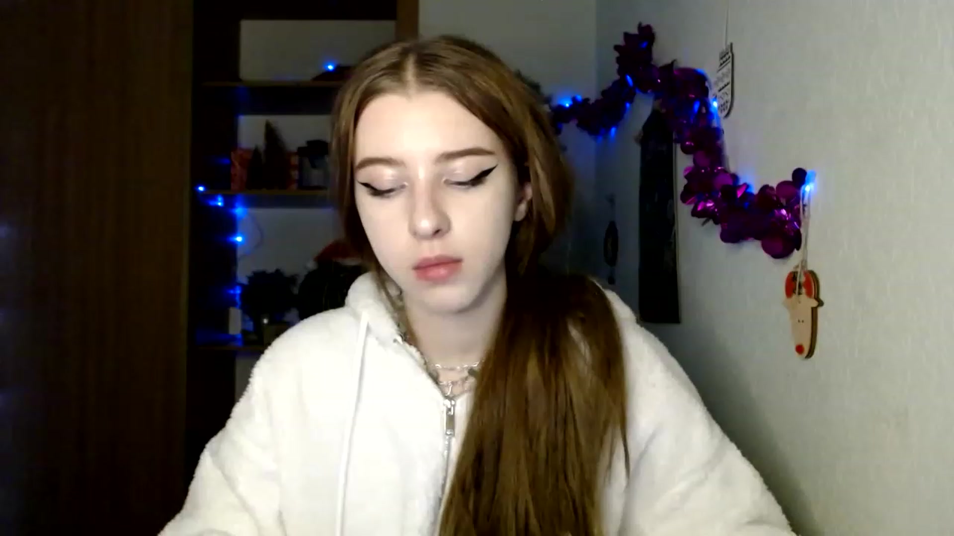 Gallery image thumbnail from Dreamy_devil's myfreecams stream on, 12/02/2022, 16:07 image 16 of 20