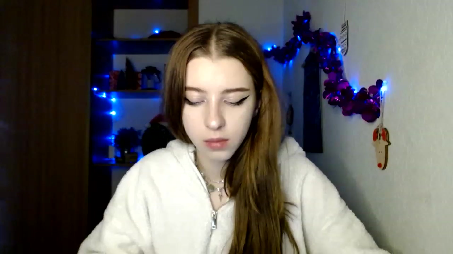 Gallery image thumbnail from Dreamy_devil's myfreecams stream on, 12/02/2022, 17:19 image 7 of 20