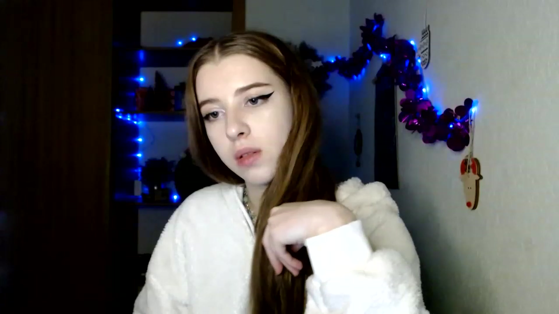 Gallery image thumbnail from Dreamy_devil's myfreecams stream on, 12/02/2022, 17:19 image 15 of 20