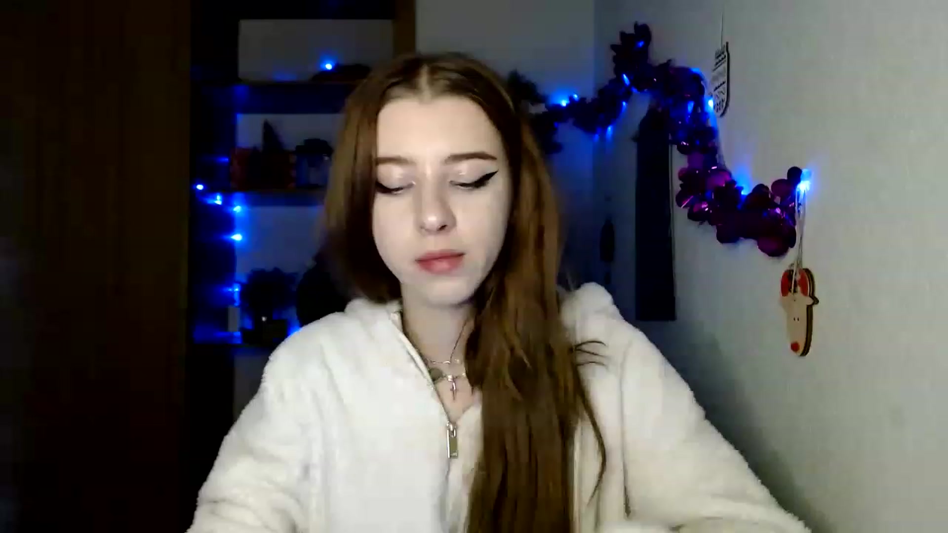 Gallery image thumbnail from Dreamy_devil's myfreecams stream on, 12/02/2022, 17:19 image 18 of 20