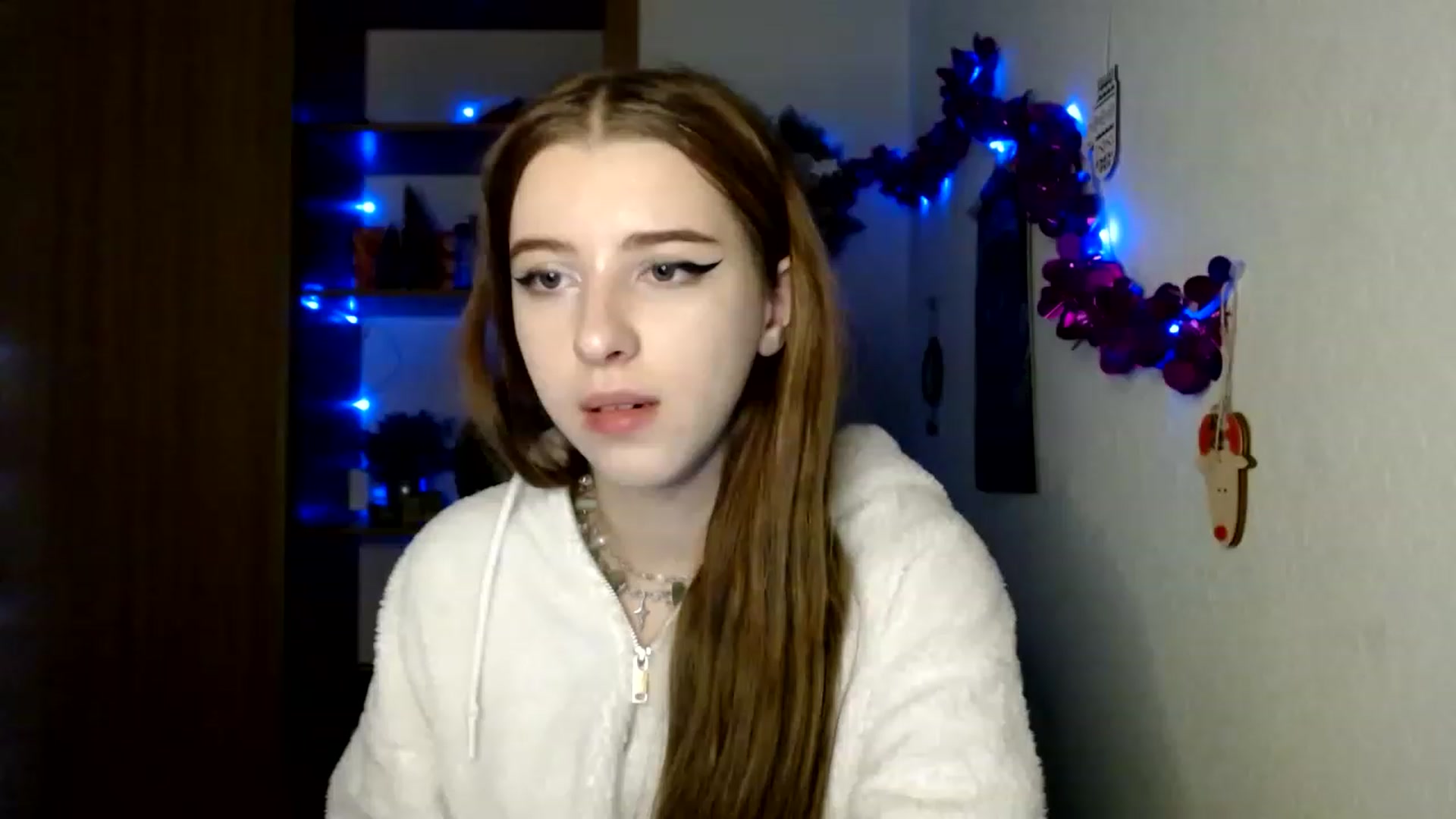 Gallery image thumbnail from Dreamy_devil's myfreecams stream on, 12/02/2022, 18:02 image 14 of 20