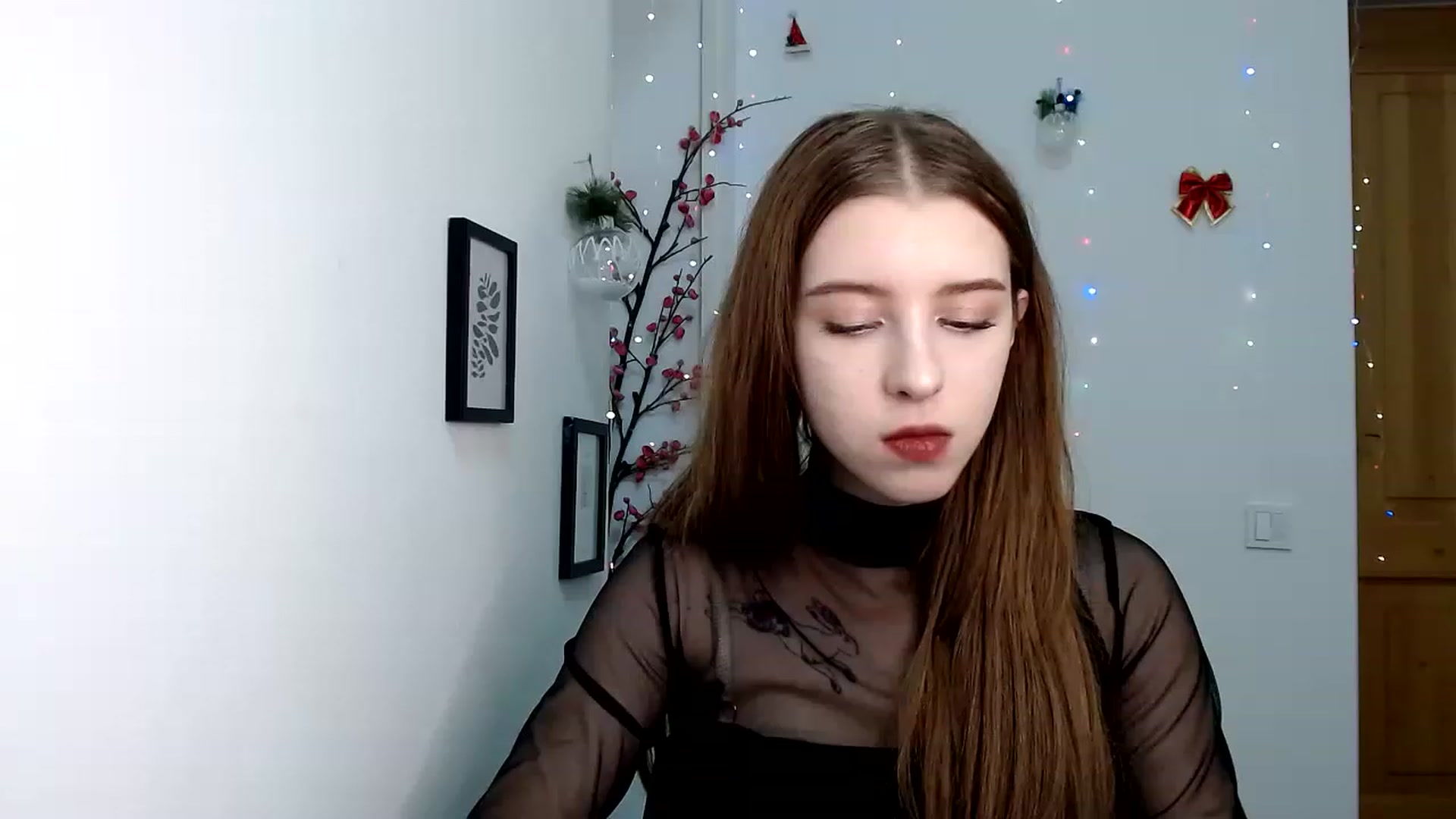 Gallery image thumbnail from Dreamy_devil's myfreecams stream on, 12/04/2022, 14:13 image 17 of 20