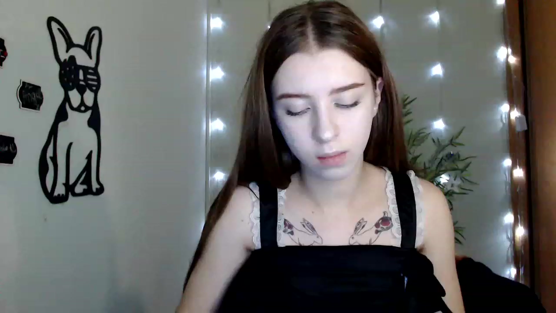 Gallery image thumbnail from Dreamy_devil's myfreecams stream on, 12/05/2022, 15:54 image 13 of 20