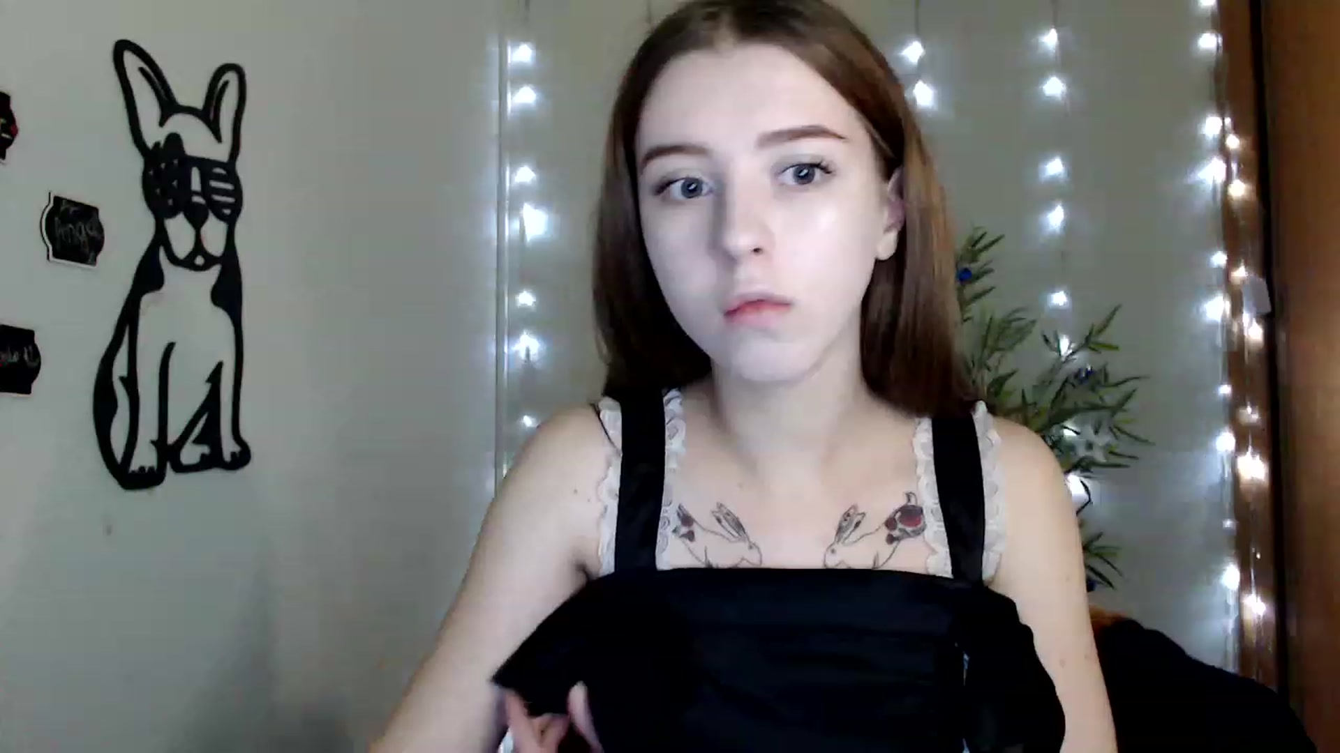 Gallery image thumbnail from Dreamy_devil's myfreecams stream on, 12/05/2022, 15:54 image 15 of 20