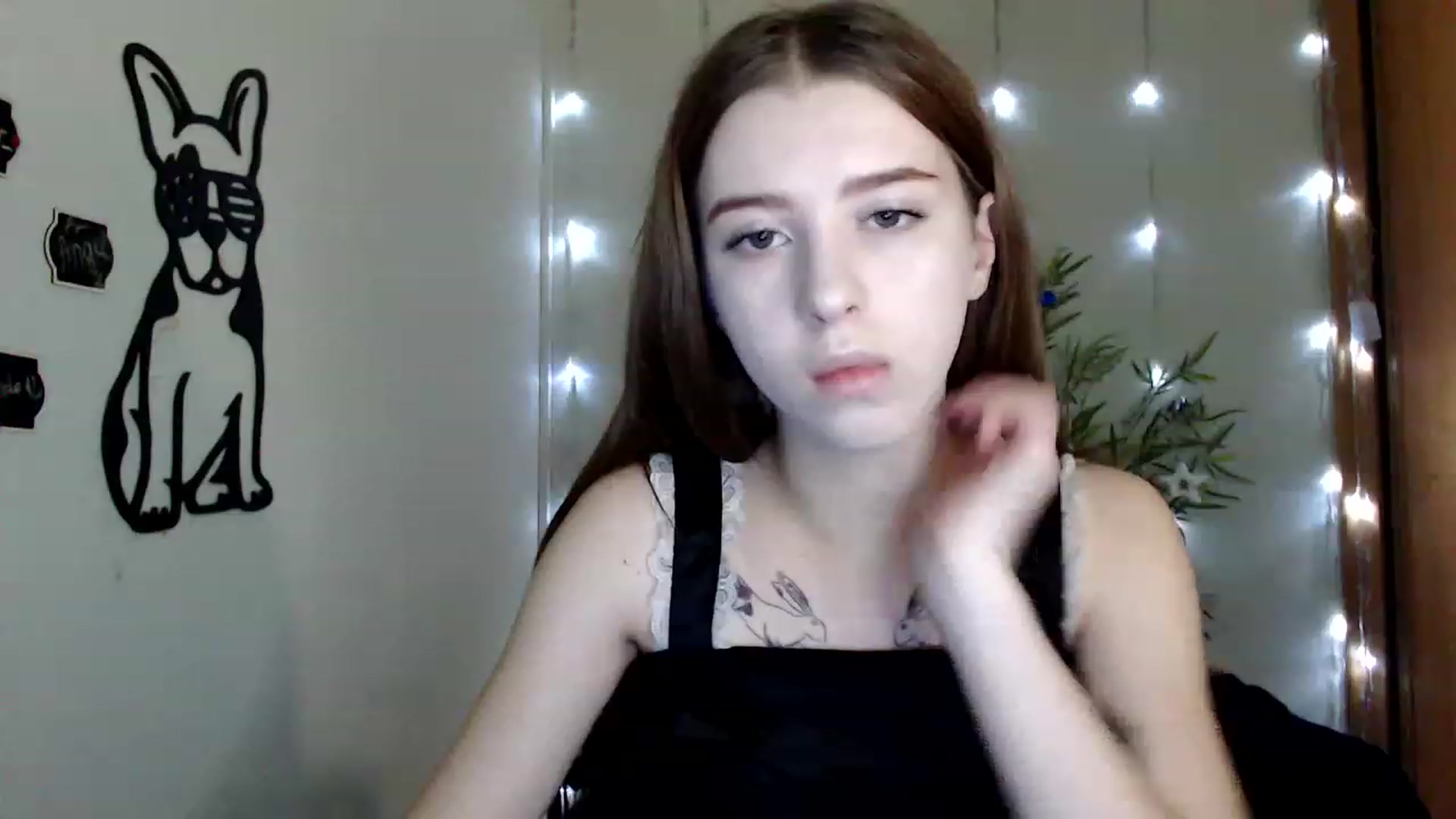 Gallery image thumbnail from Dreamy_devil's myfreecams stream on, 12/05/2022, 15:54 image 17 of 20