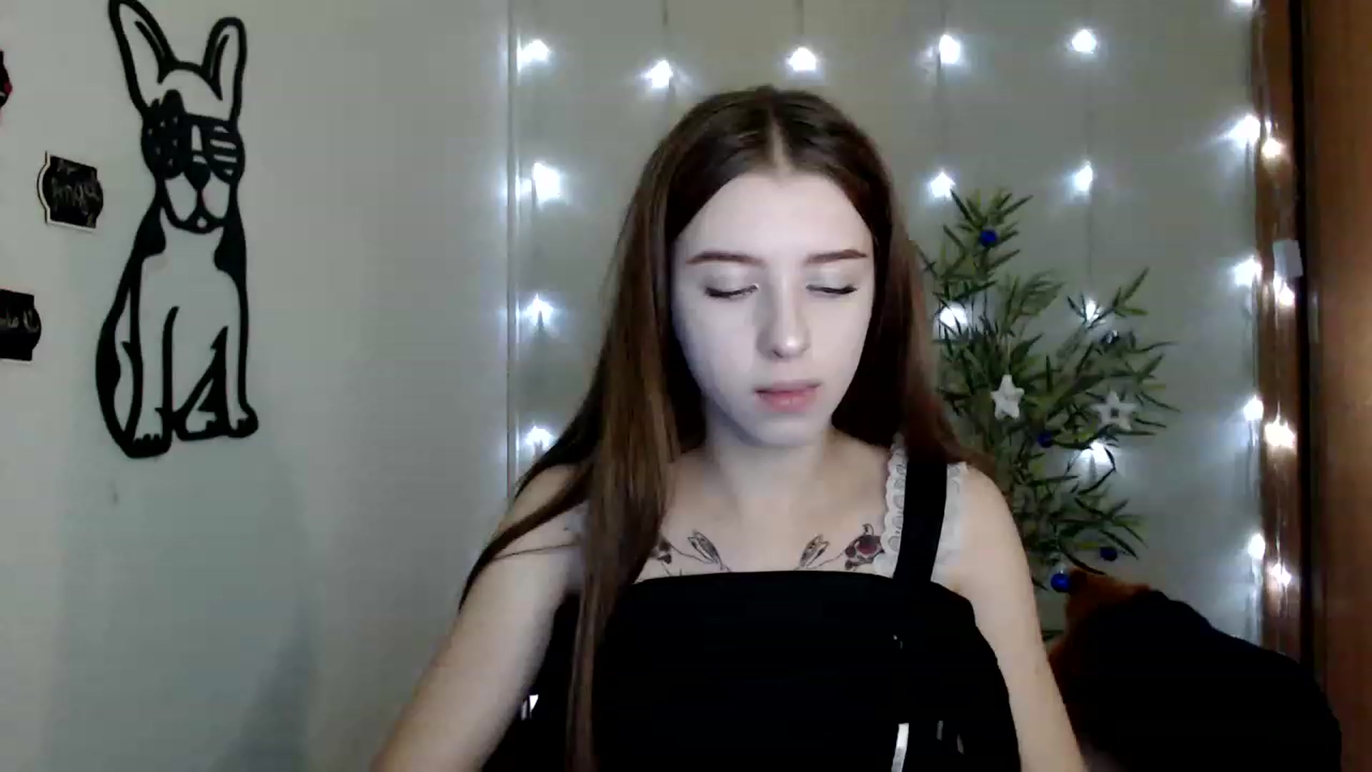 Gallery image thumbnail from Dreamy_devil's myfreecams stream on, 12/05/2022, 16:44 image 18 of 20