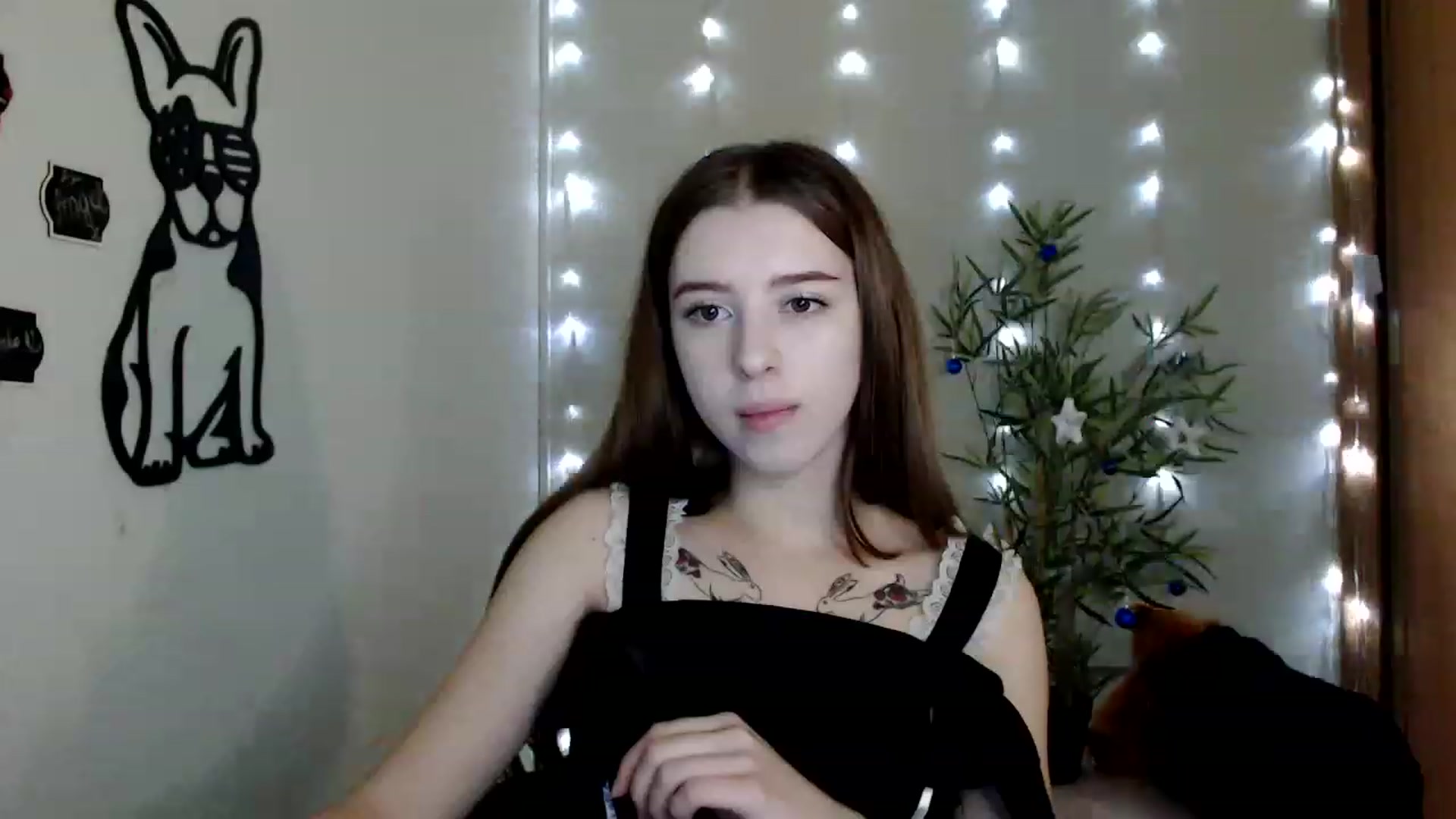 Gallery image thumbnail from Dreamy_devil's myfreecams stream on, 12/05/2022, 16:44 image 7 of 20