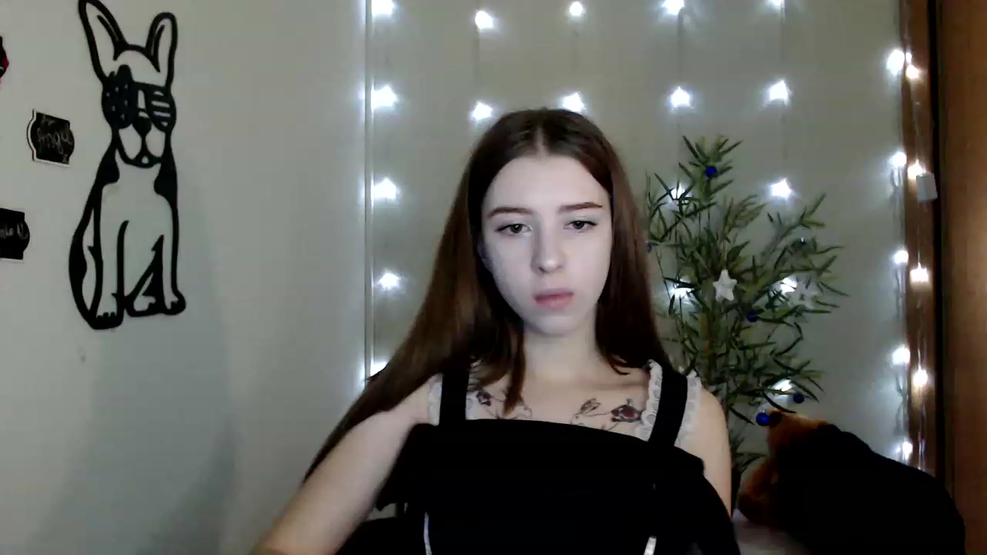 Gallery image thumbnail from Dreamy_devil's myfreecams stream on, 12/05/2022, 16:44 image 3 of 20