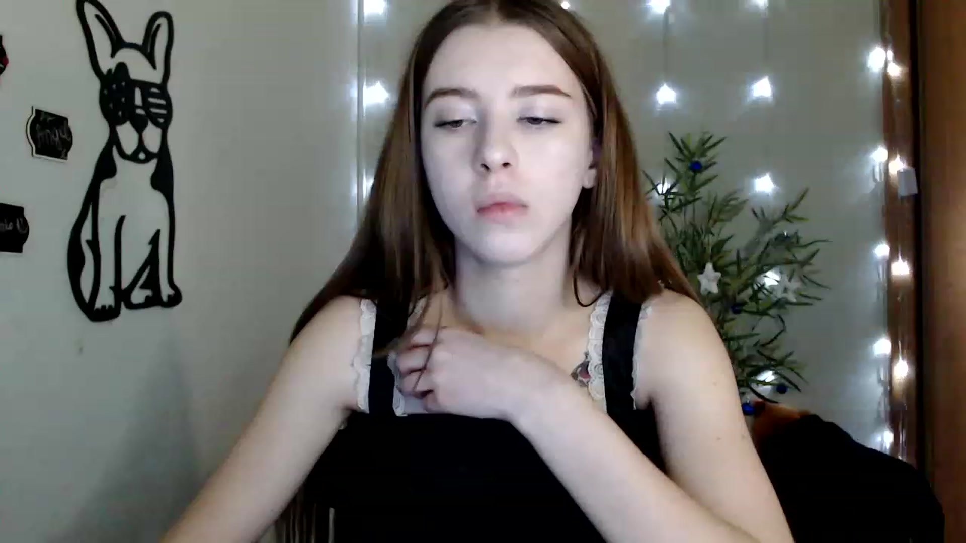 Gallery image thumbnail from Dreamy_devil's myfreecams stream on, 12/05/2022, 17:17 image 5 of 20