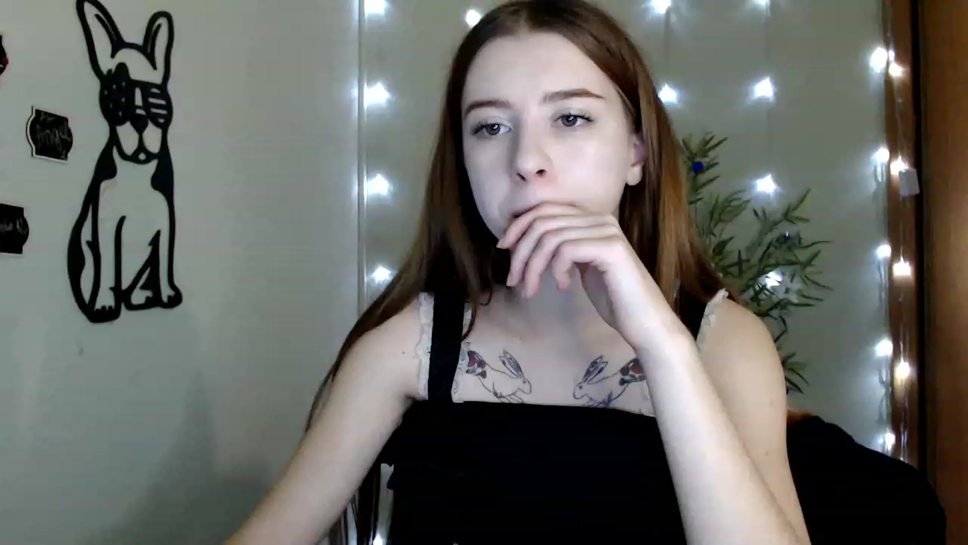 Gallery image thumbnail from Dreamy_devil's myfreecams stream on, 12/05/2022, 17:17 image 14 of 20