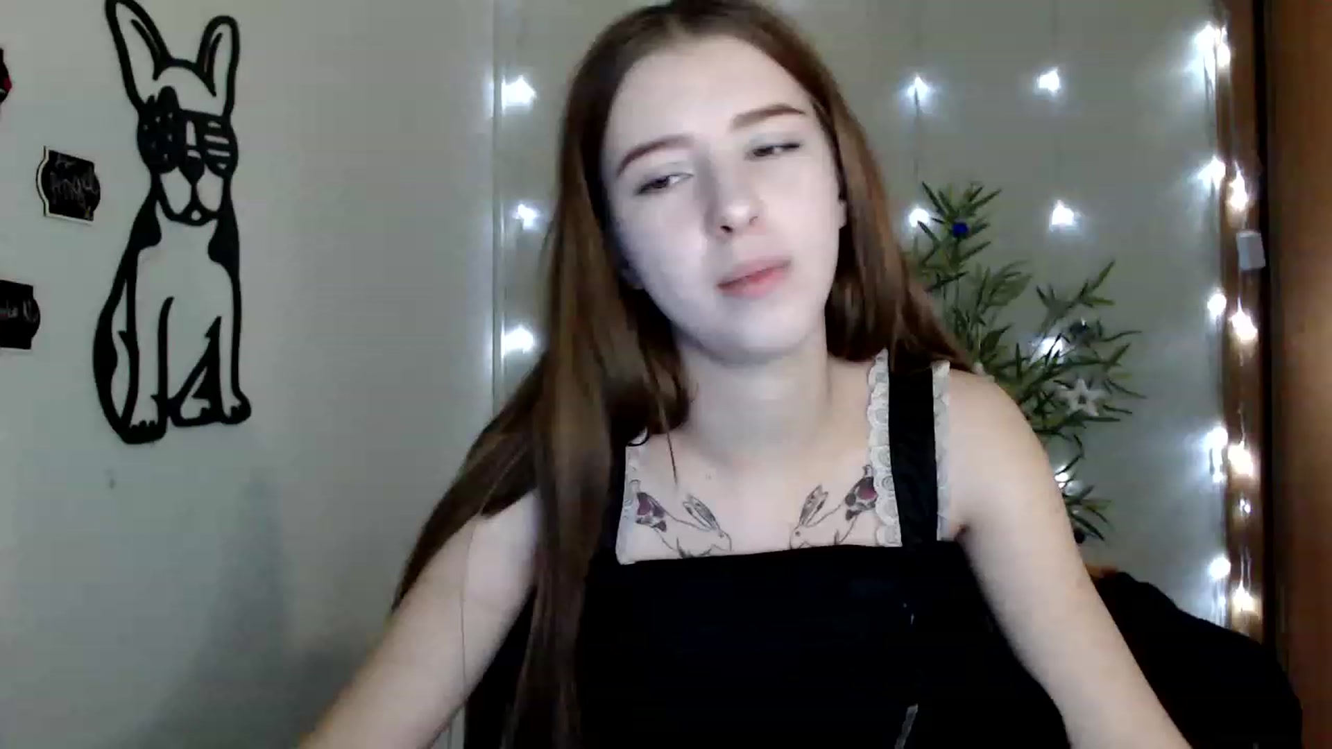 Gallery image thumbnail from Dreamy_devil's myfreecams stream on, 12/05/2022, 17:17 image 17 of 20